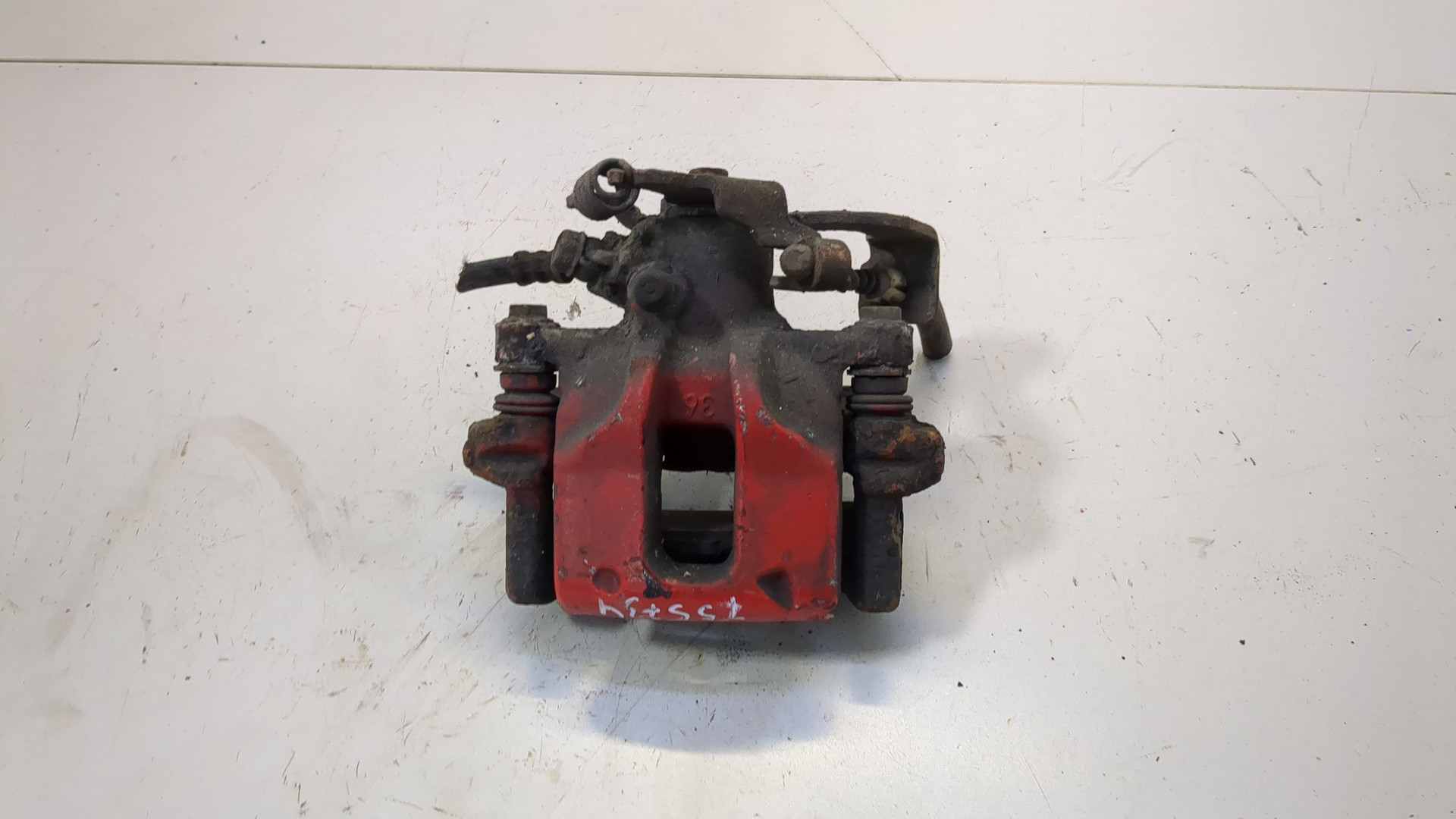 Суппорт задний левый