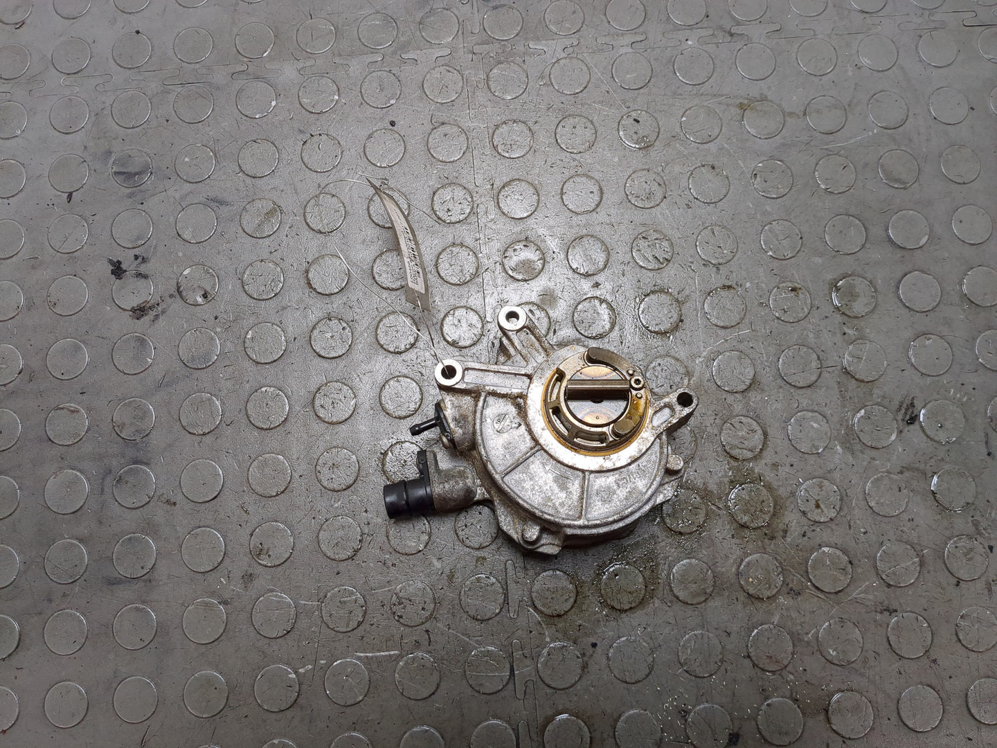 Насос вакуумный