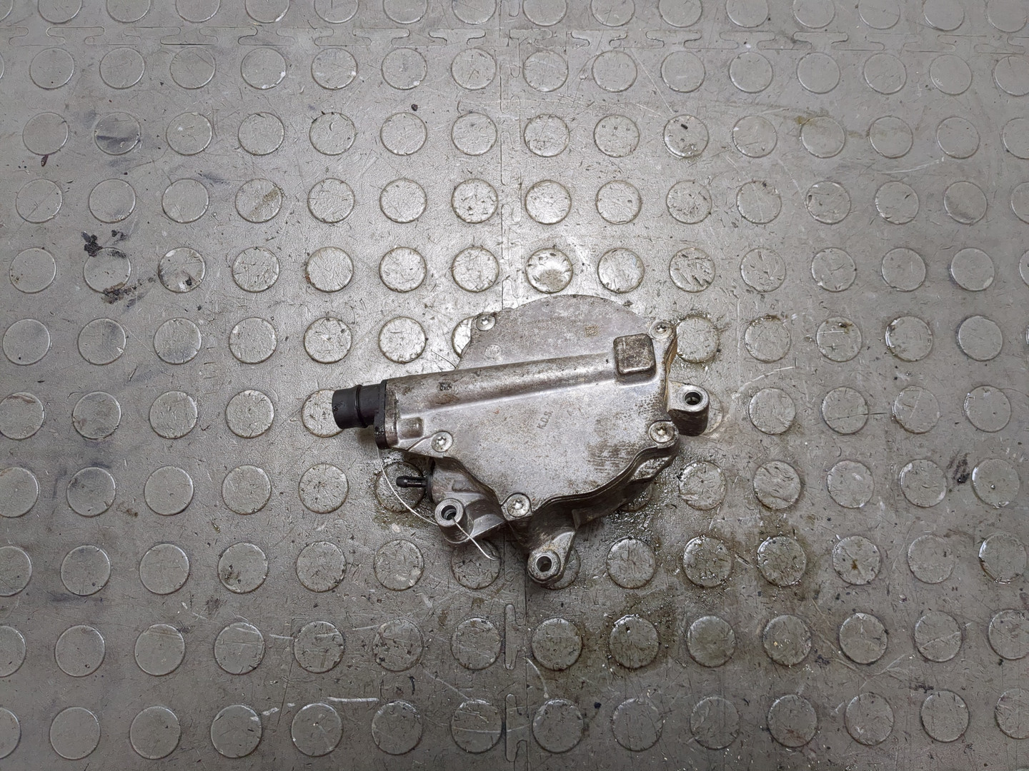 Насос вакуумный