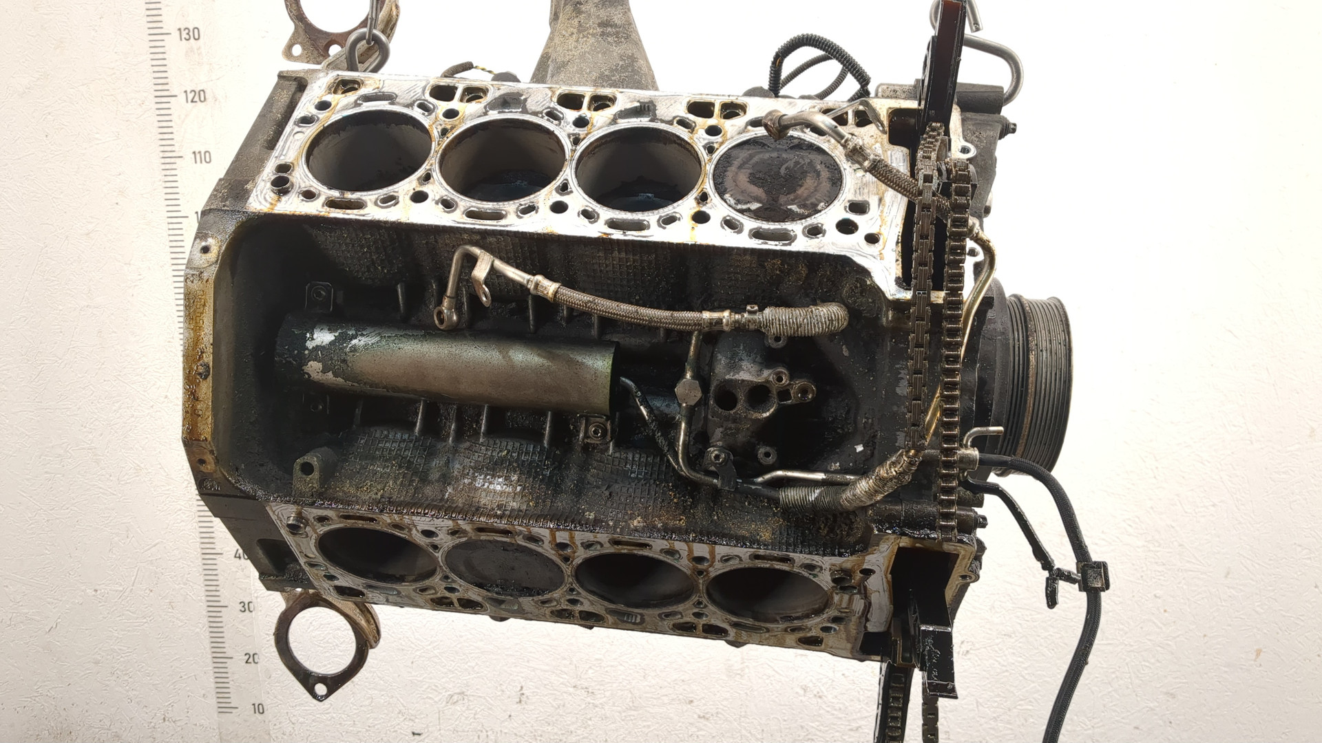 Блок двигателя