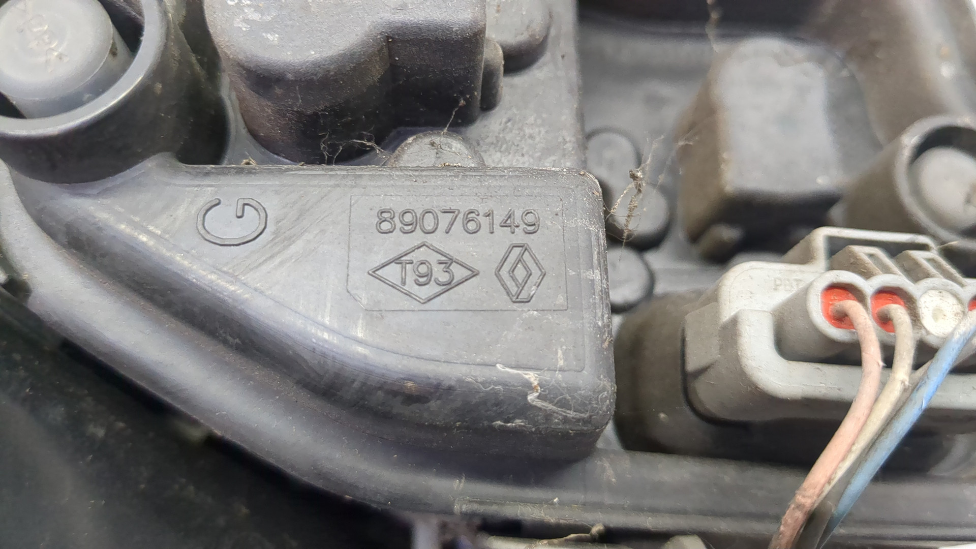 Фонарь задний левый