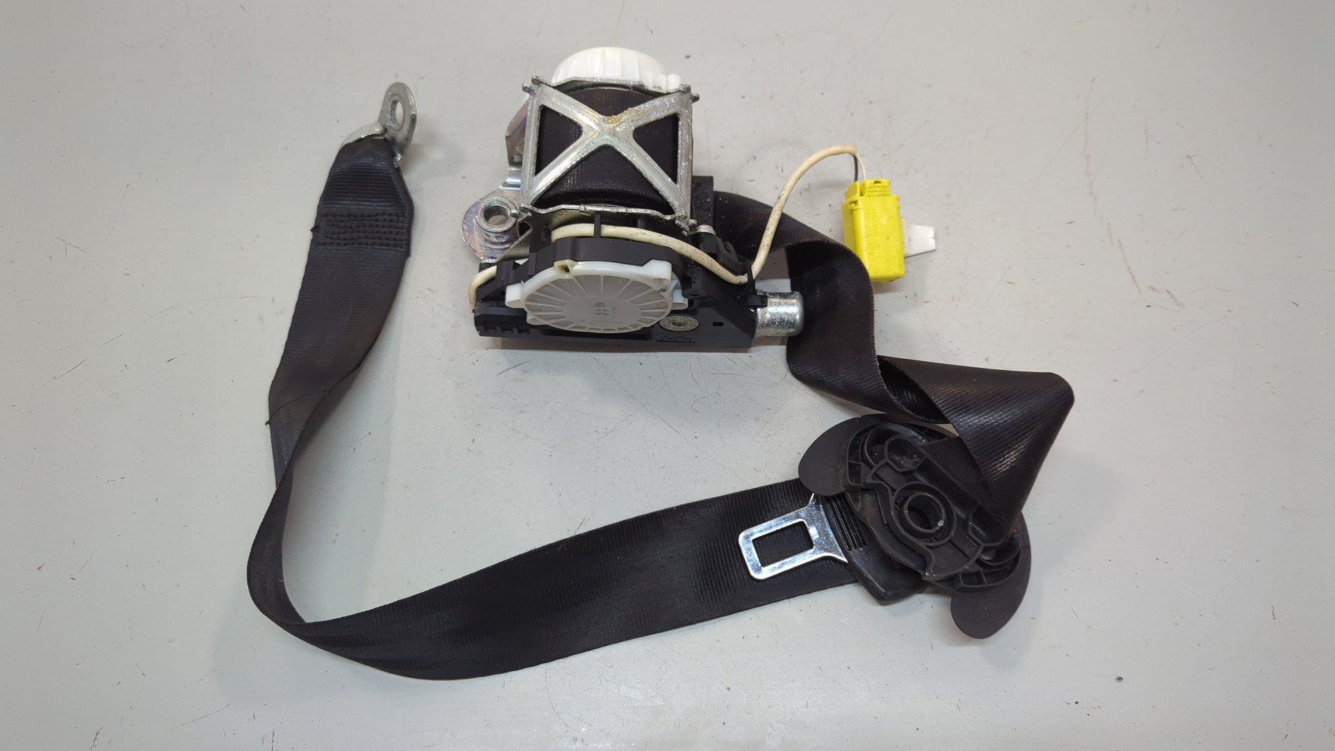 Ремень безопасности