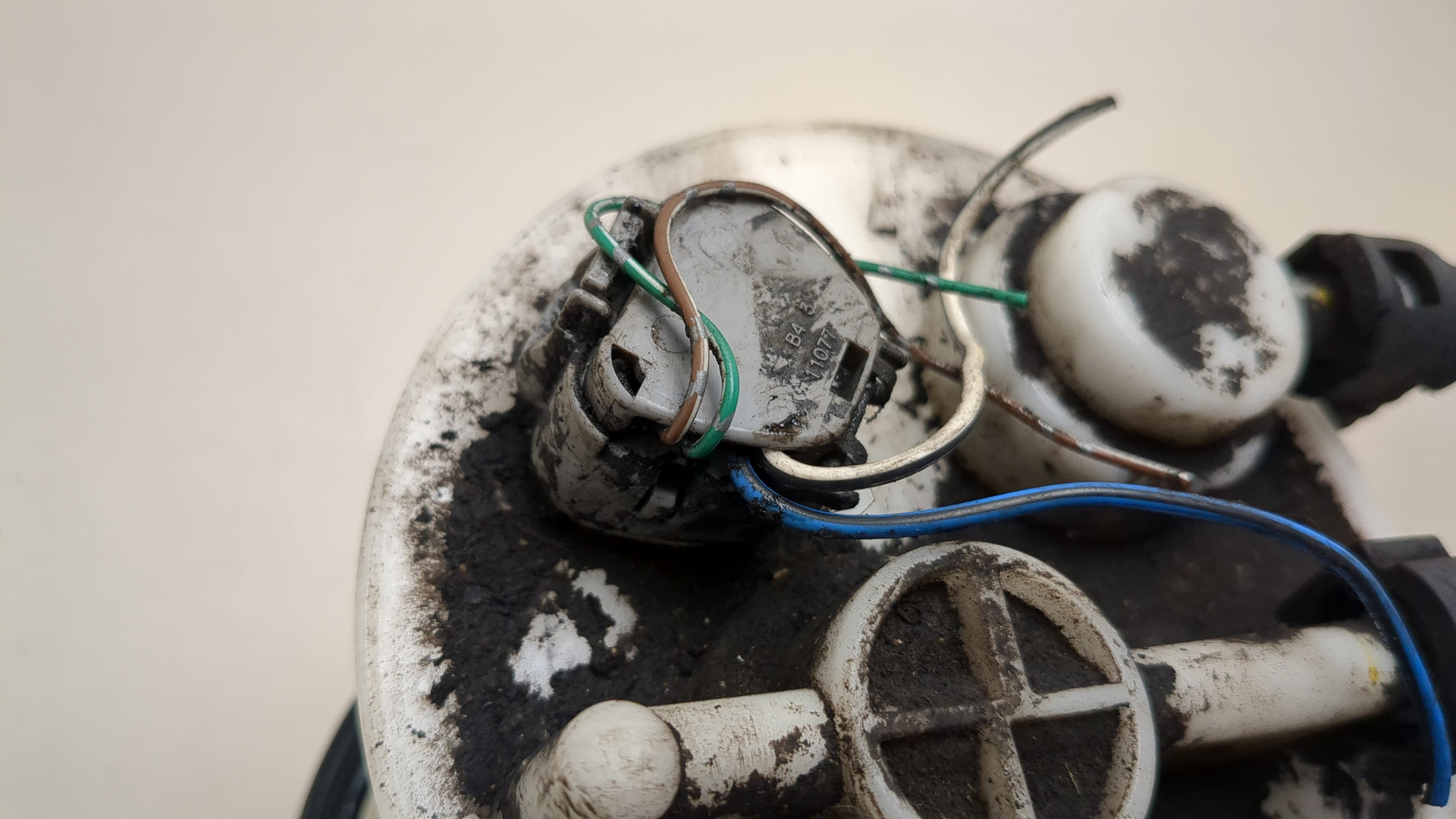 Насос топливный электрический