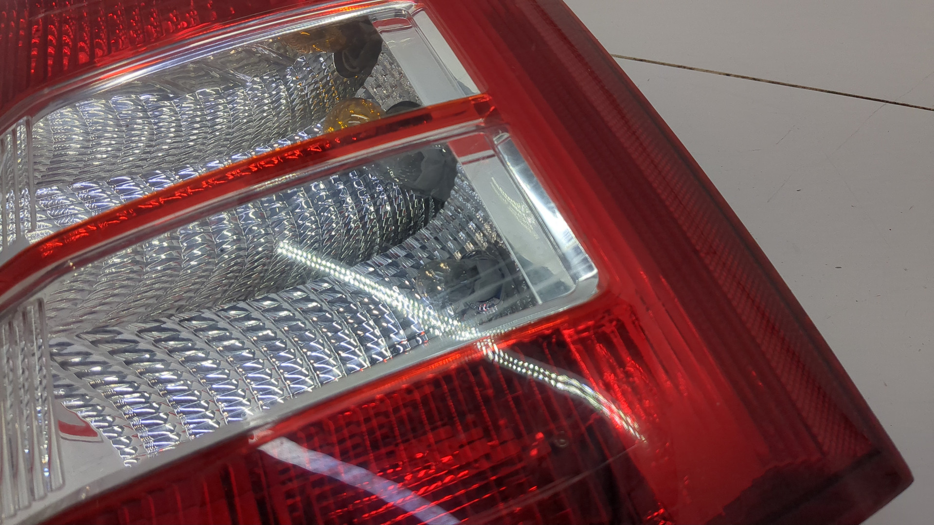 Фонарь задний правый