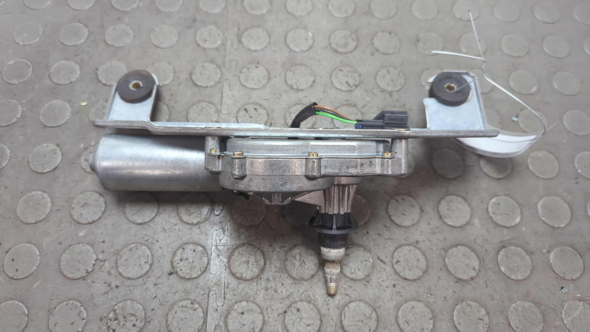 Моторчик стеклоочистителя задний