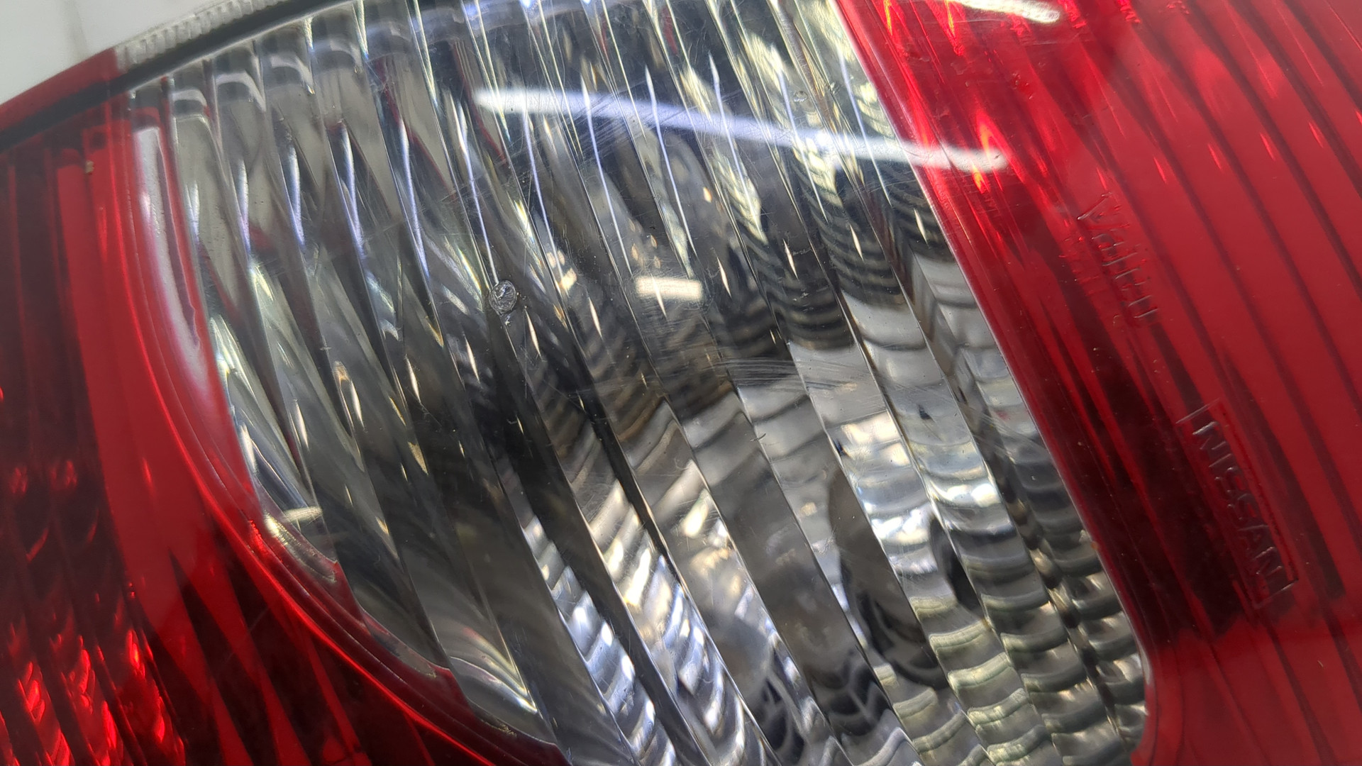 Фонарь задний правый