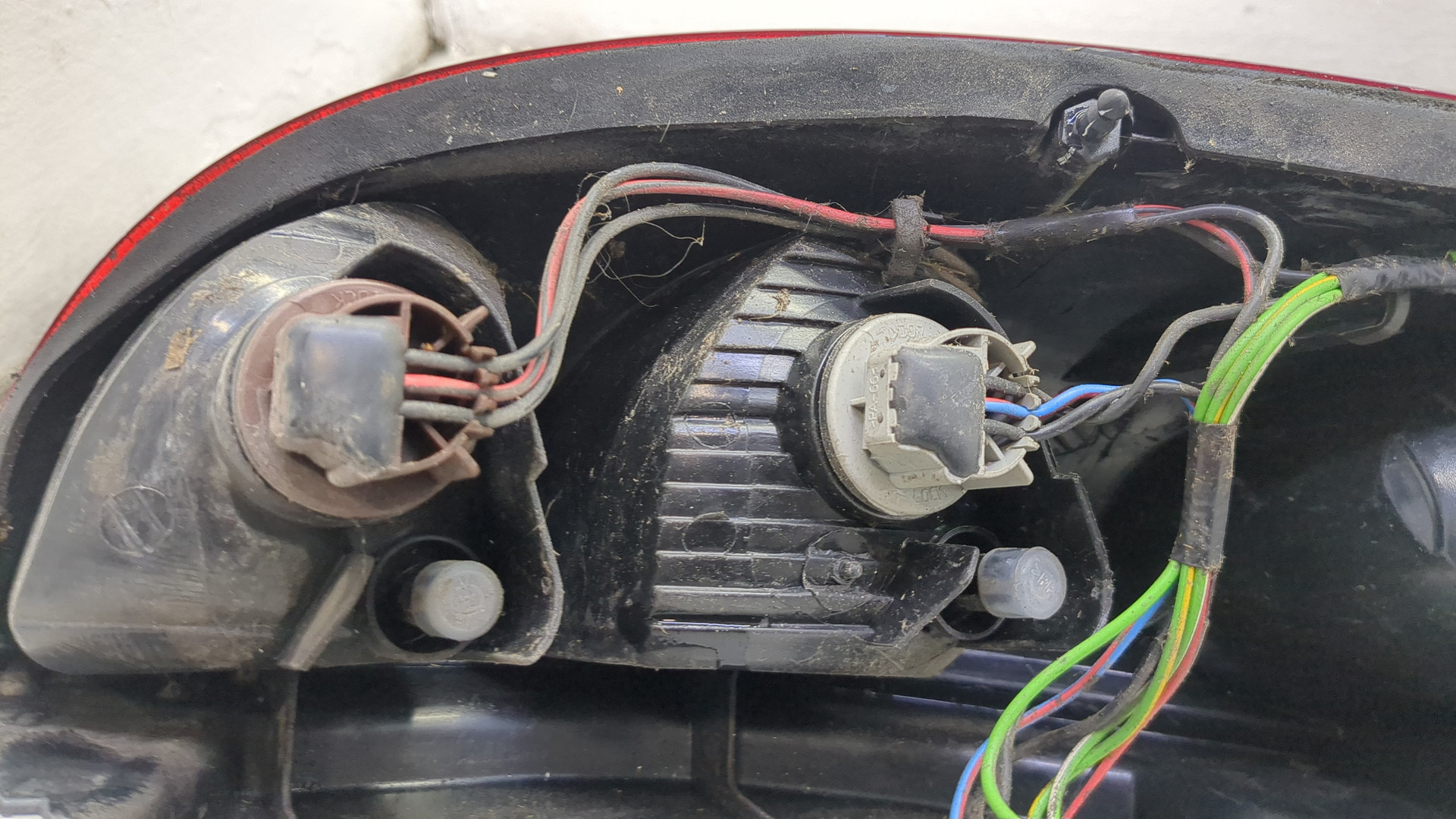 Фонарь задний правый