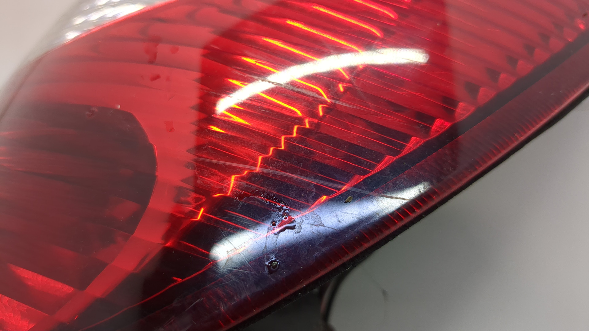 Фонарь задний правый