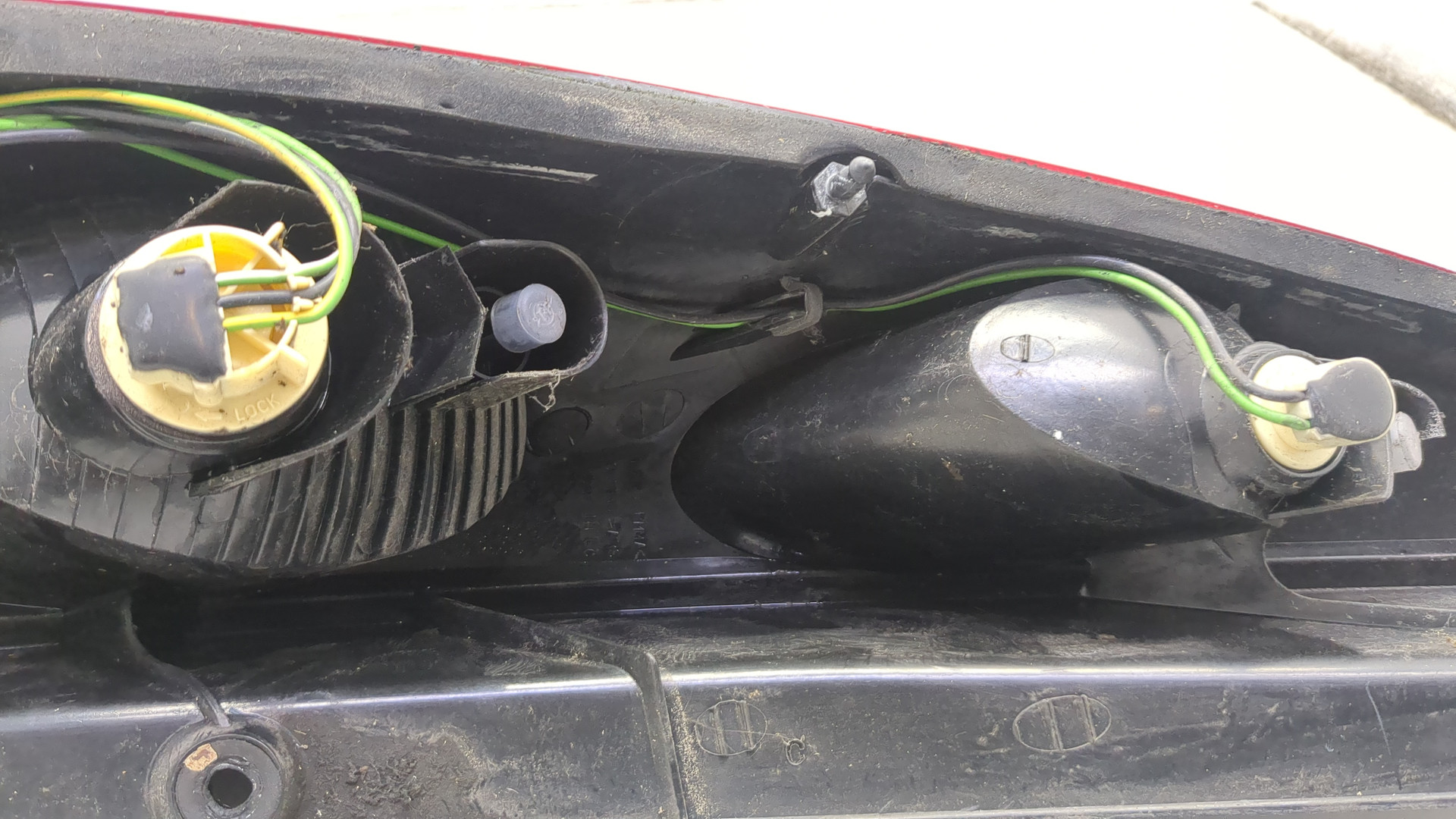 Фонарь задний правый