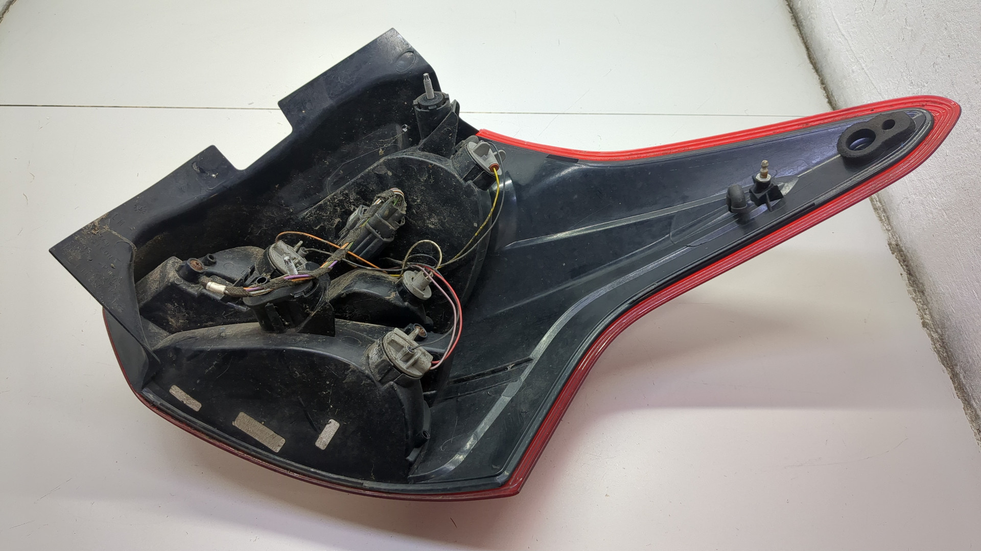 Фонарь задний левый