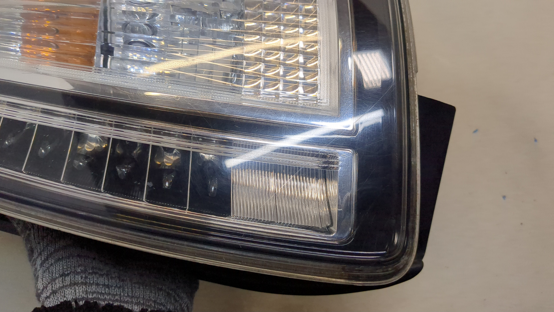 Фонарь задний правый