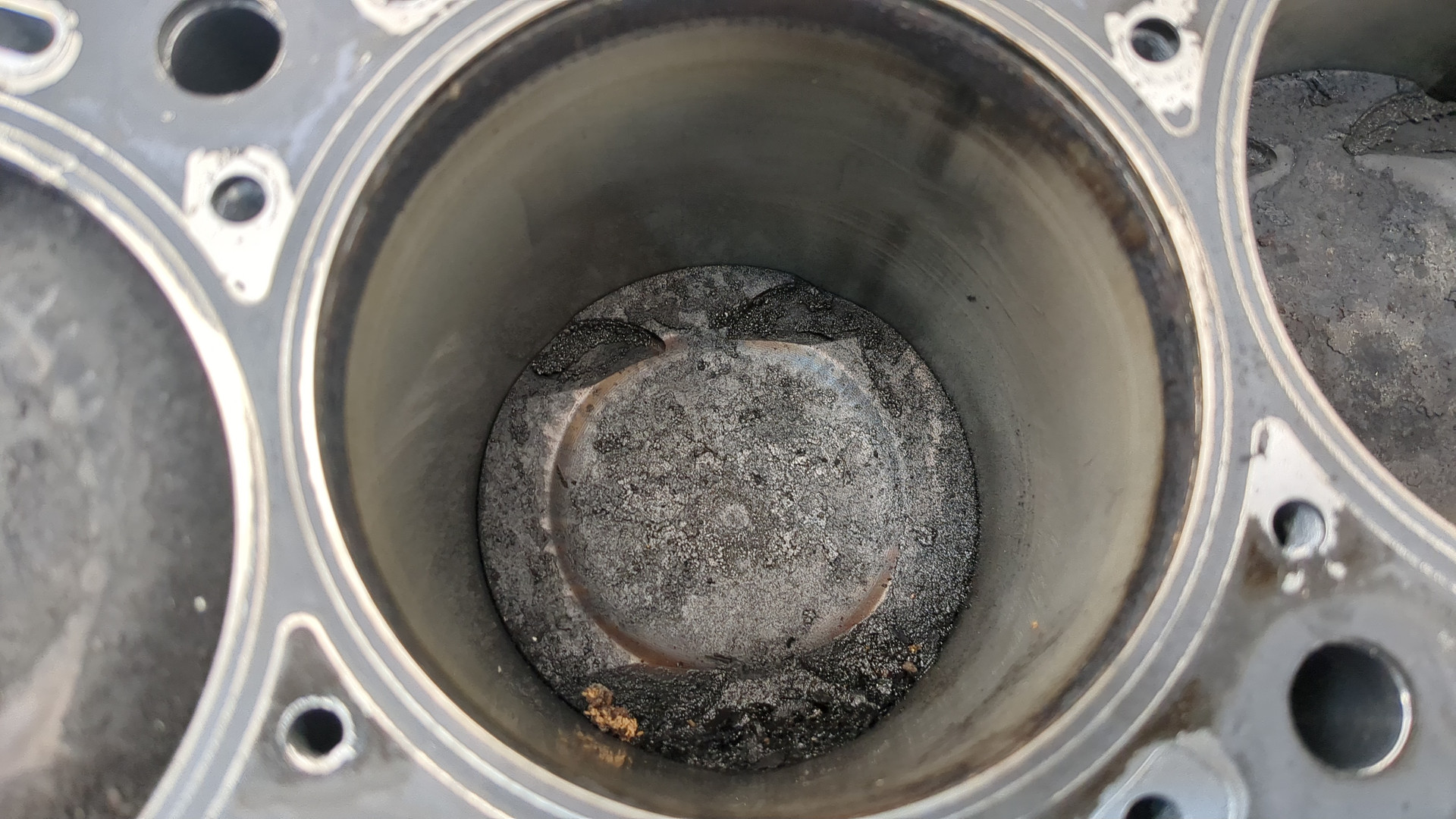 Блок двигателя