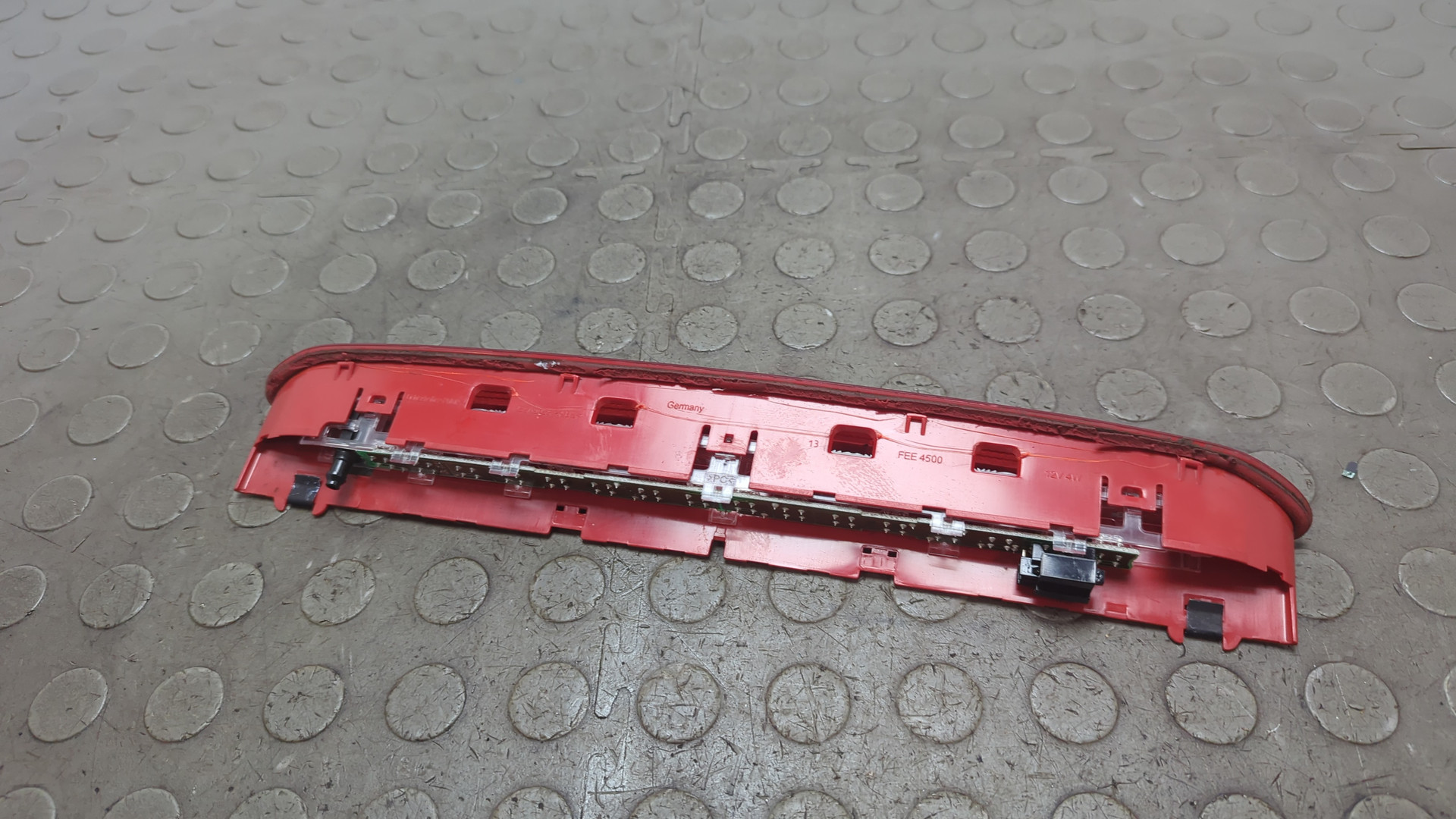 Фонарь задний (стоп сигнал)