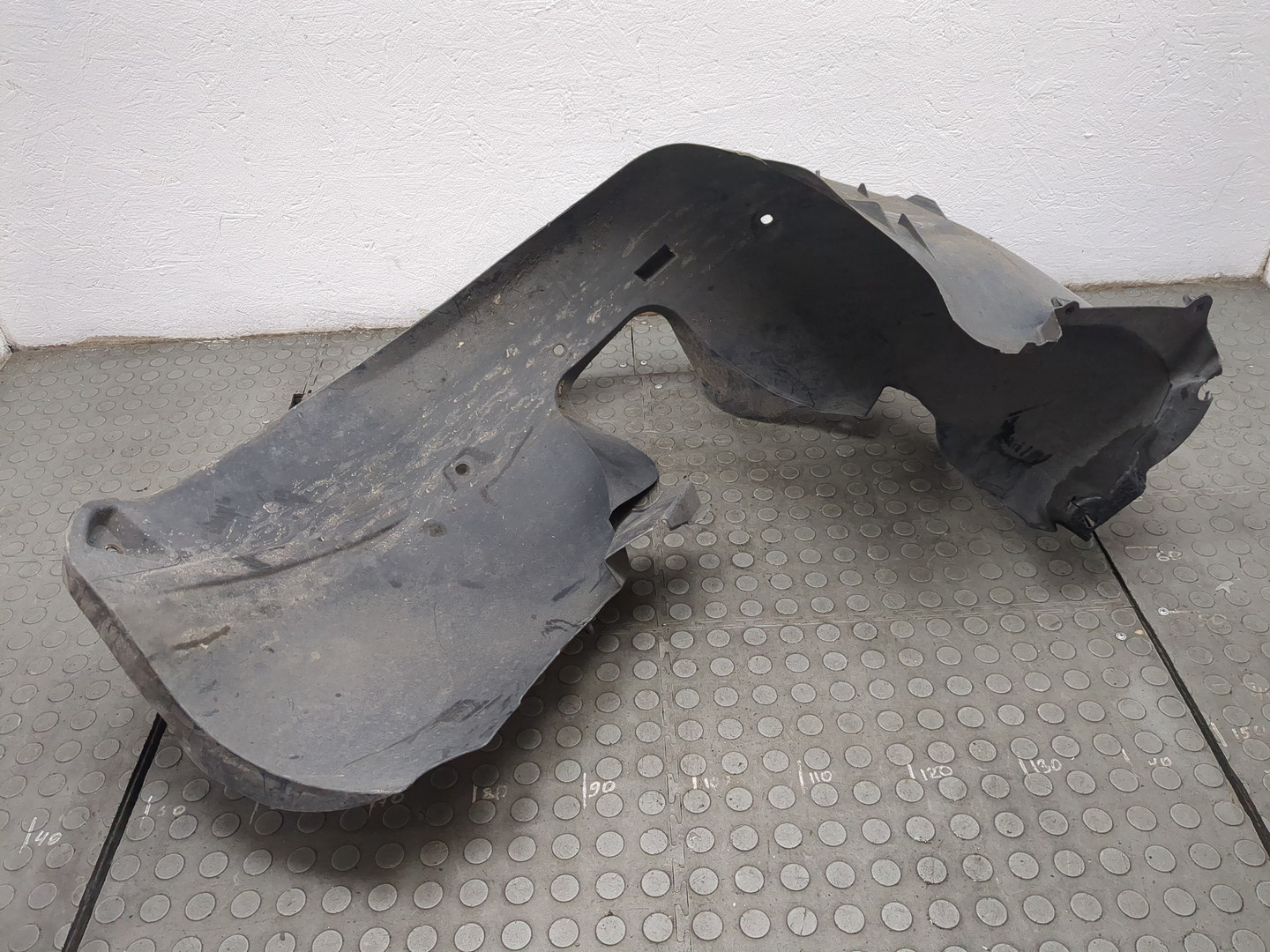 Локер передний правый