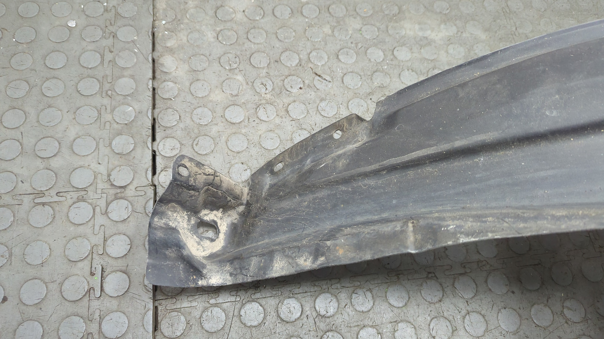 Локер передний левый