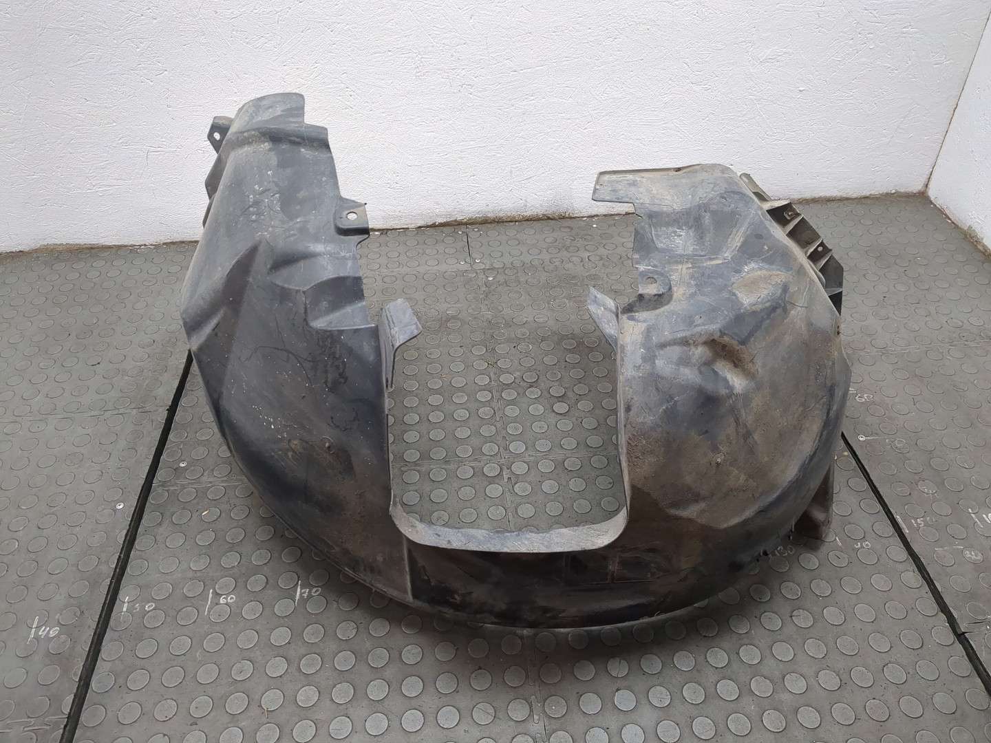 Локер передний правый