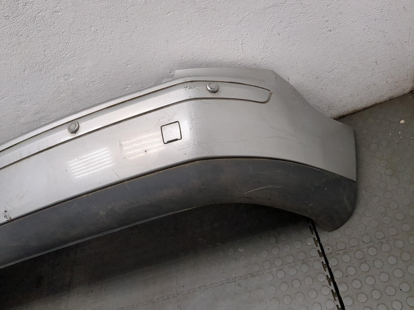 Бампер задний