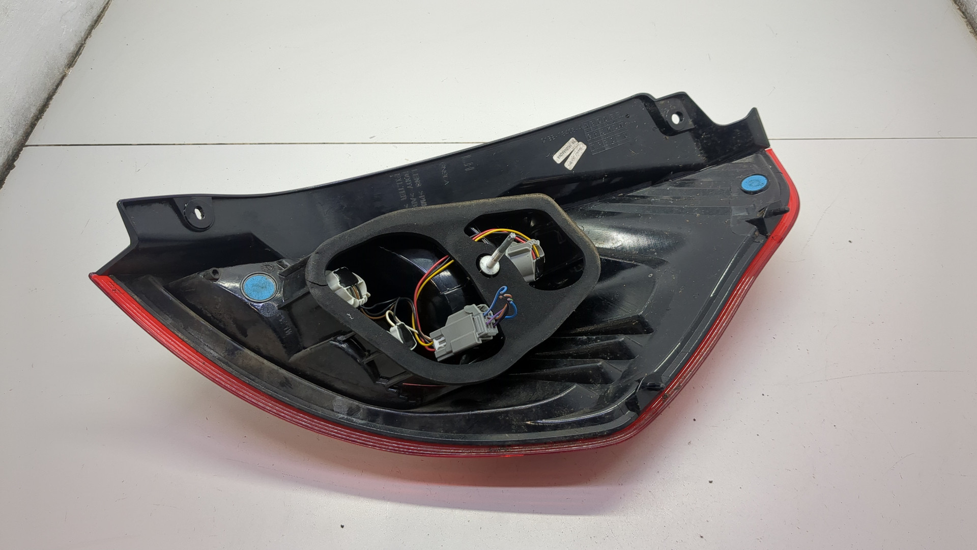 Фонарь задний левый