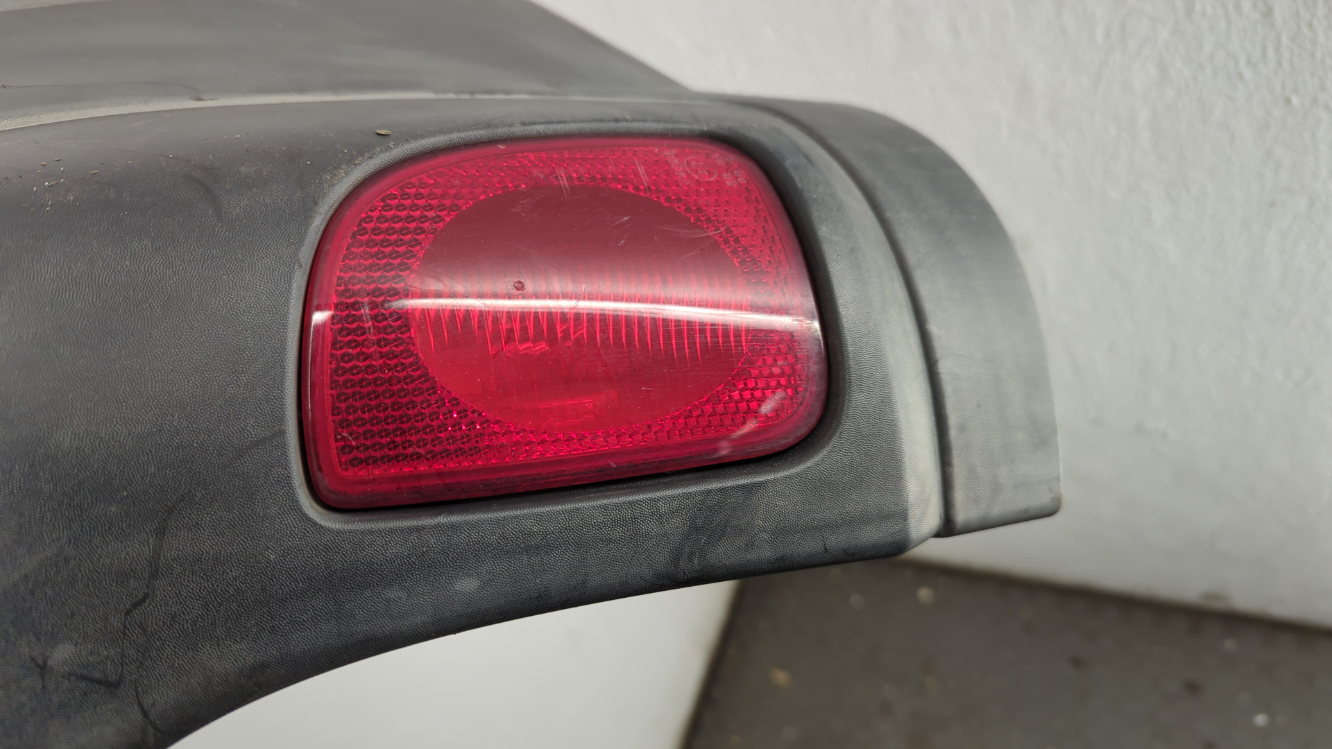 Бампер задний