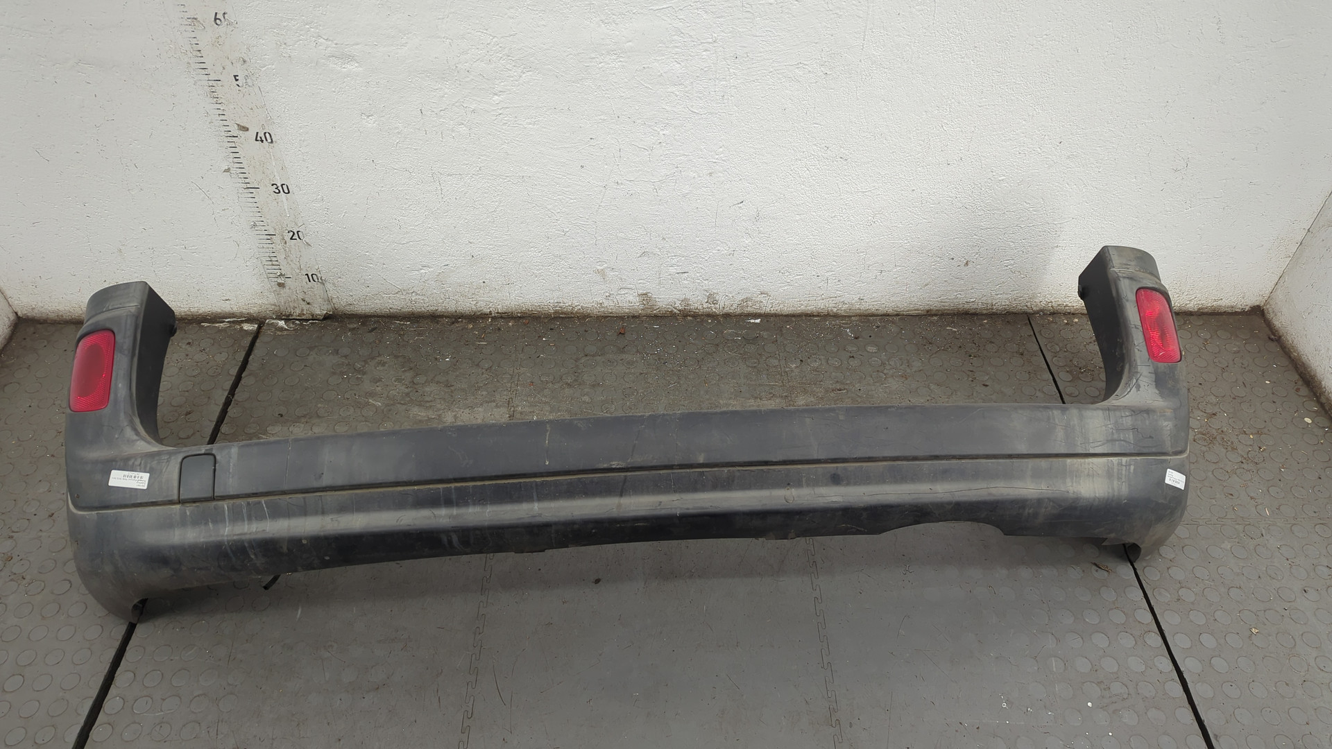 Бампер задний