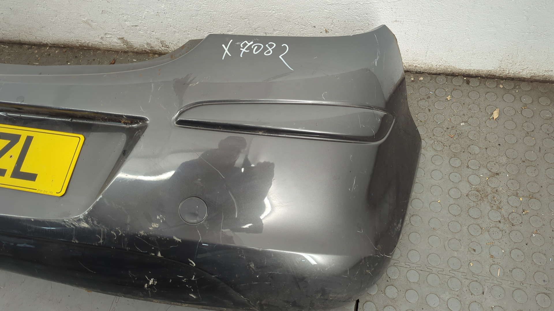 Бампер задний