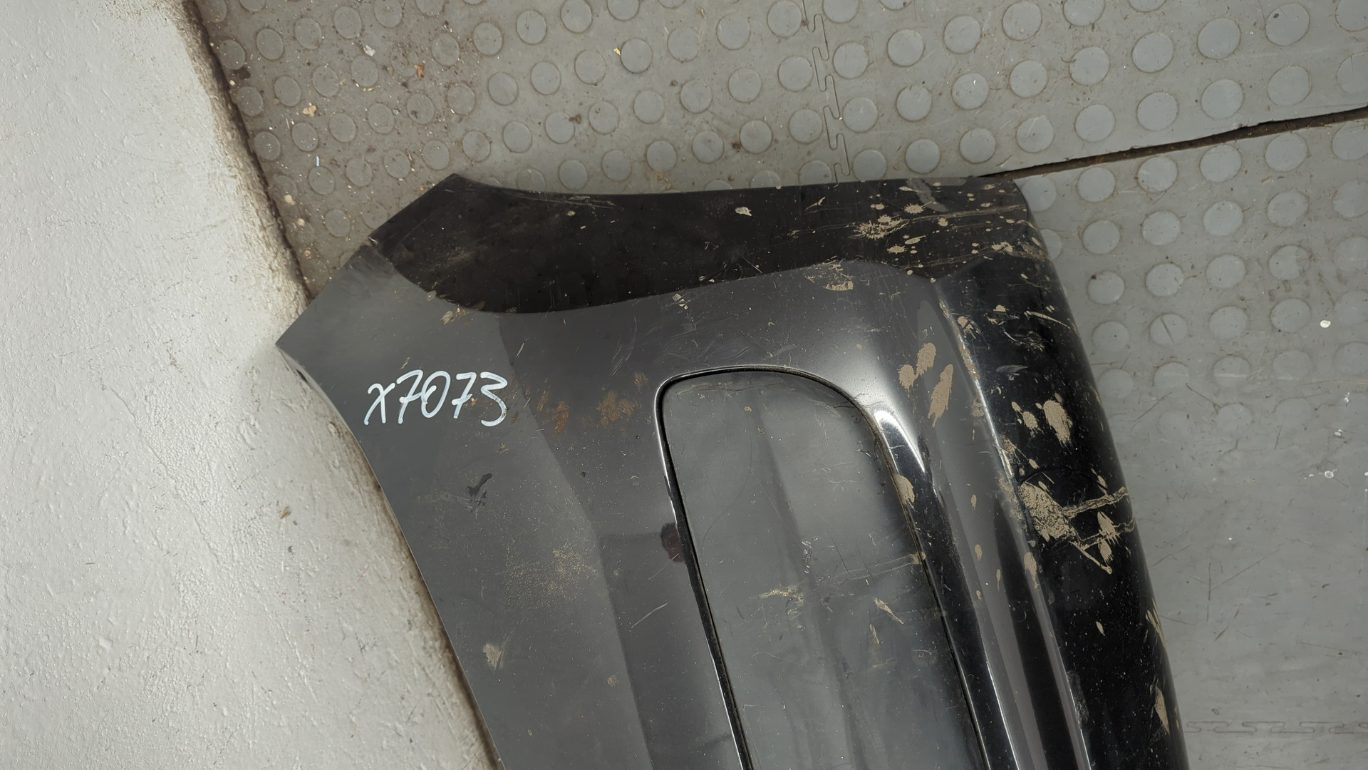 Бампер задний