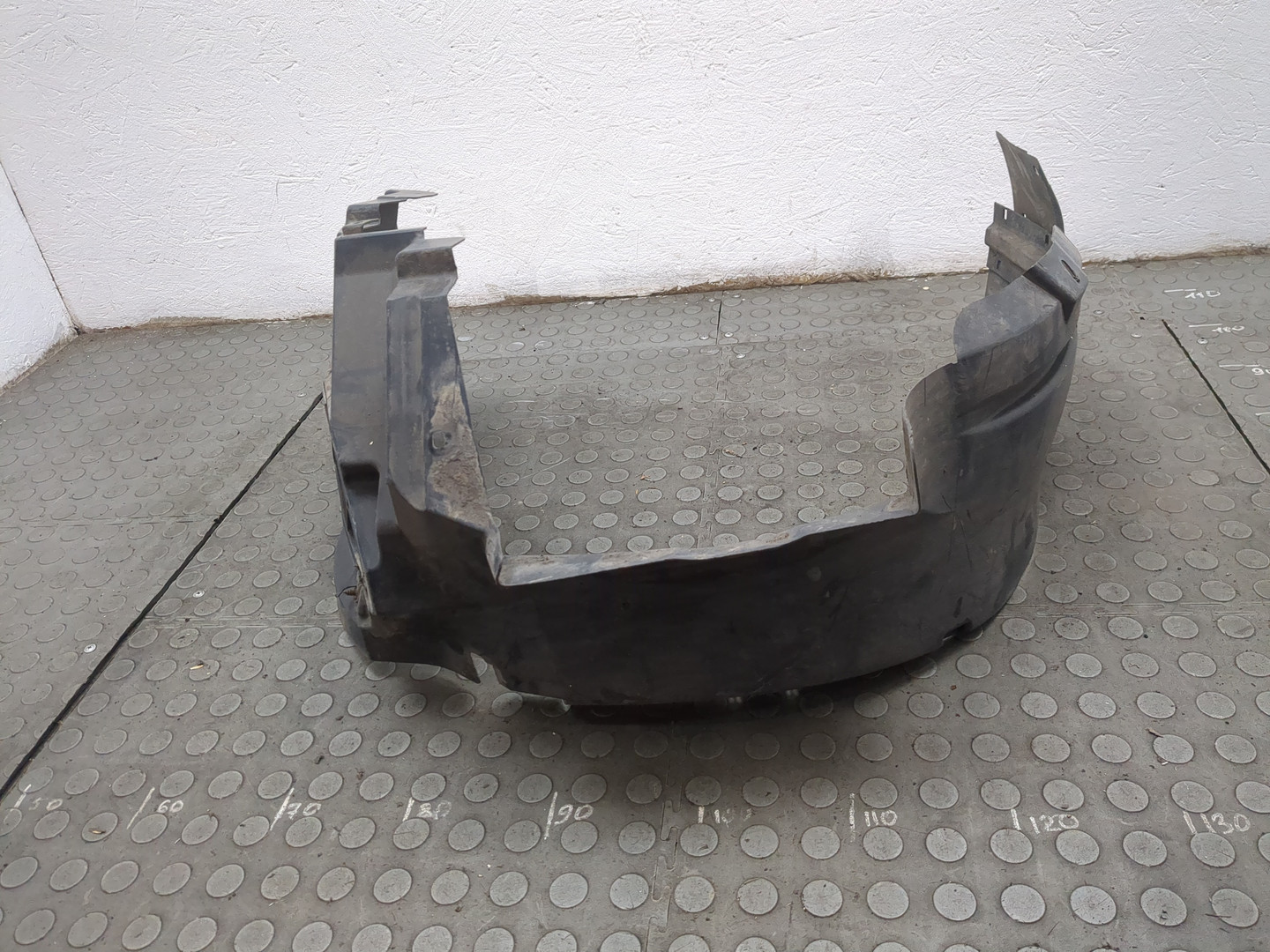 Локер передний левый