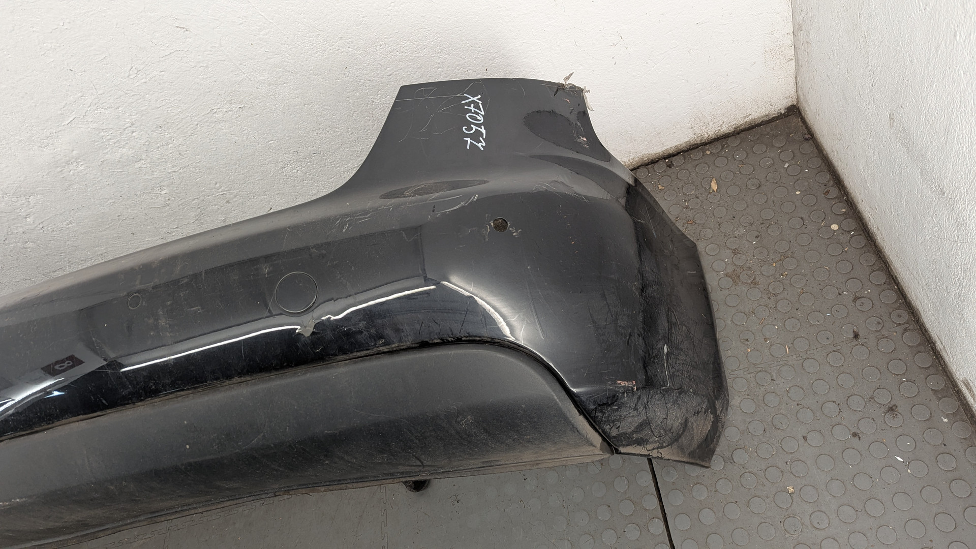 Бампер задний