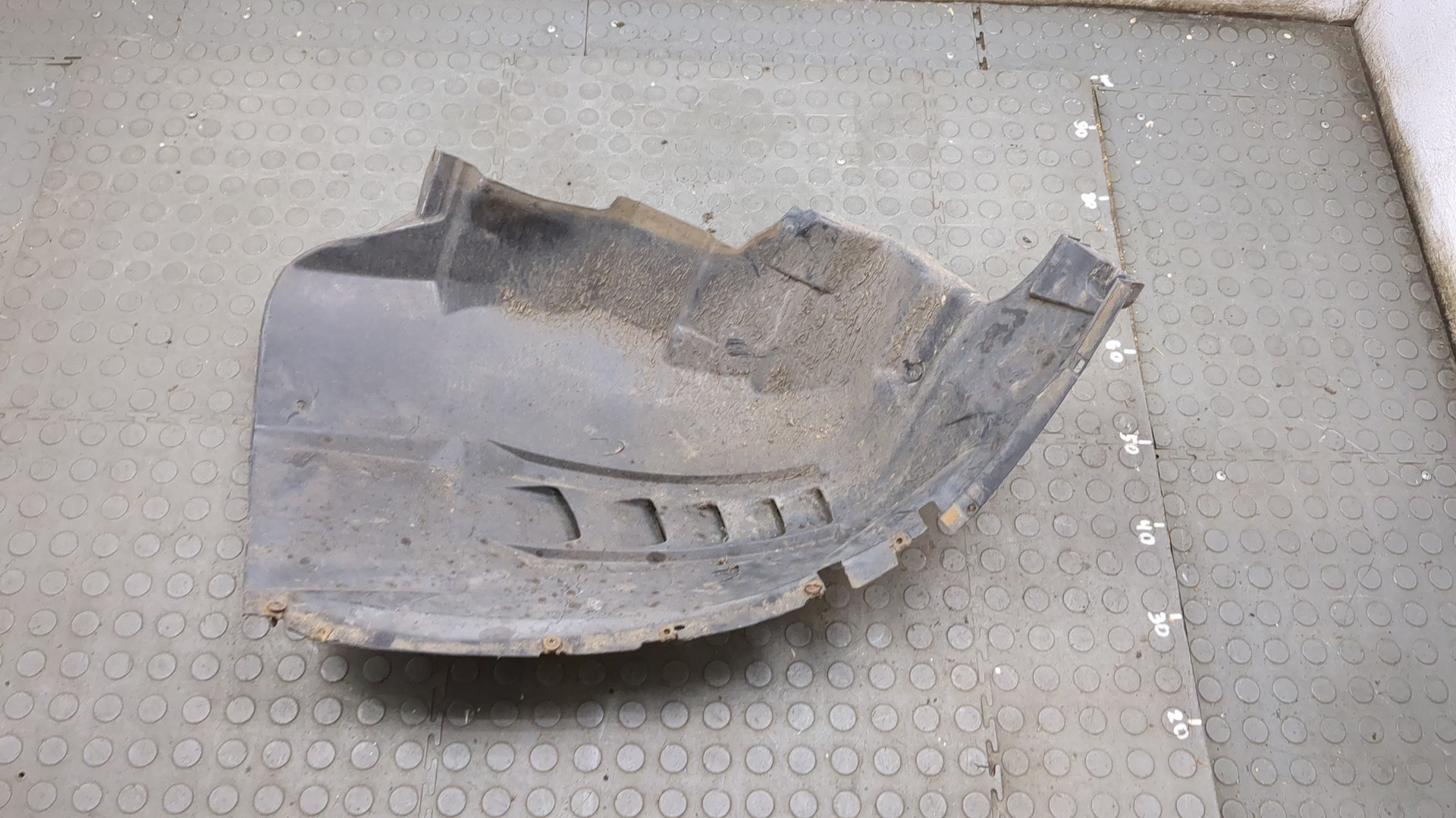 Локер передний правый