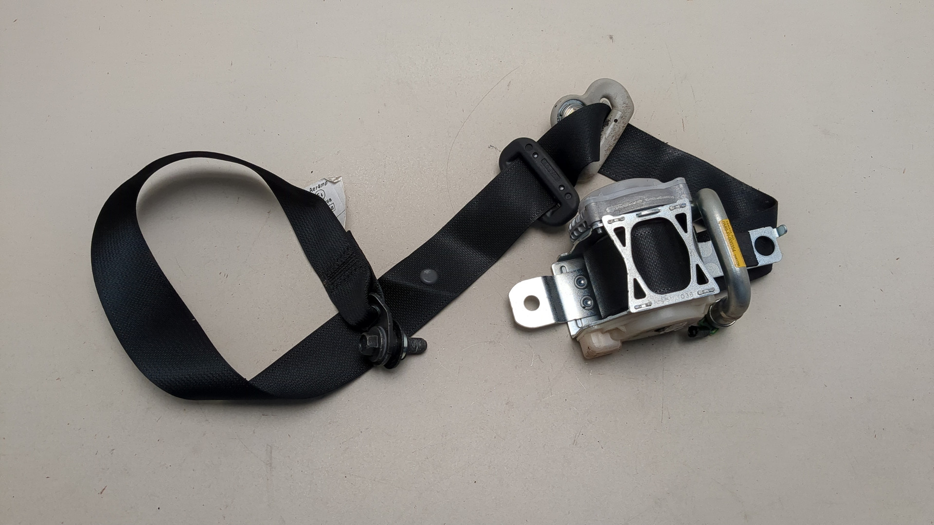 Ремень безопасности