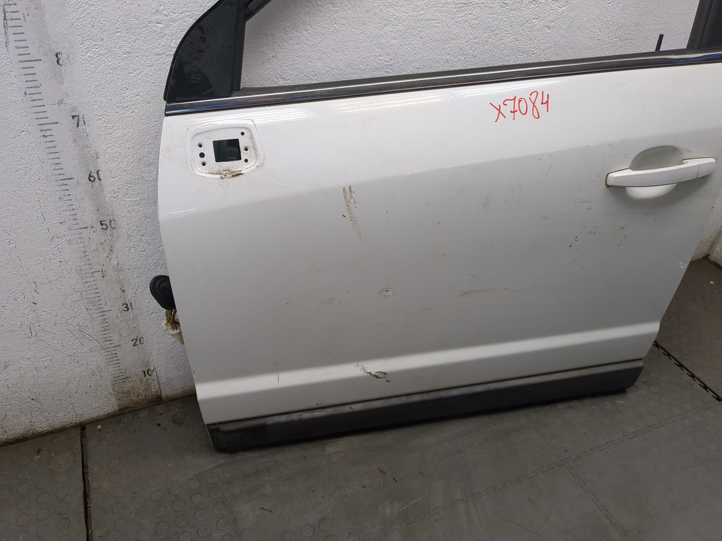 Дверь передняя левая
