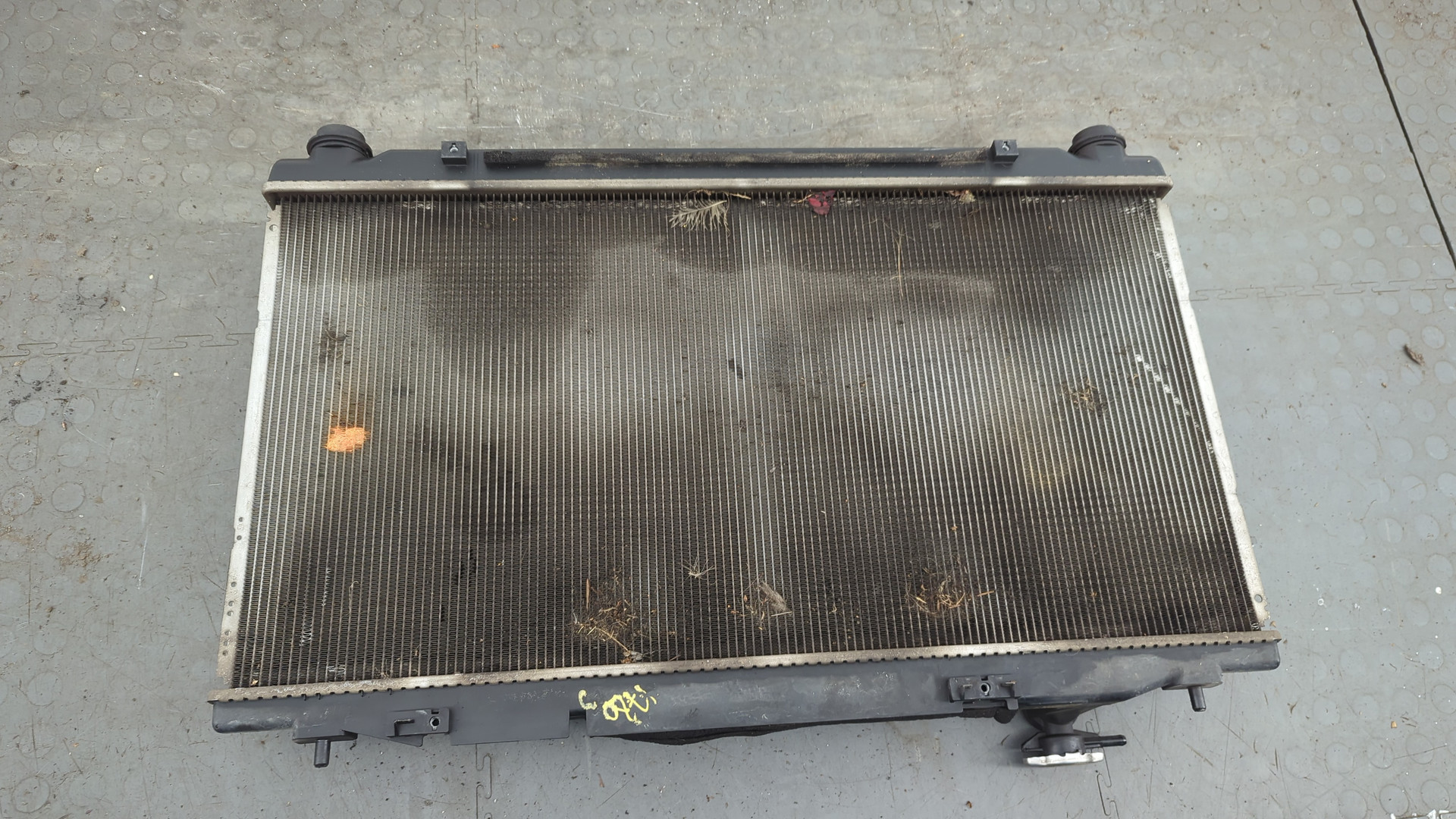 Радиатор охлаждения двигателя основной