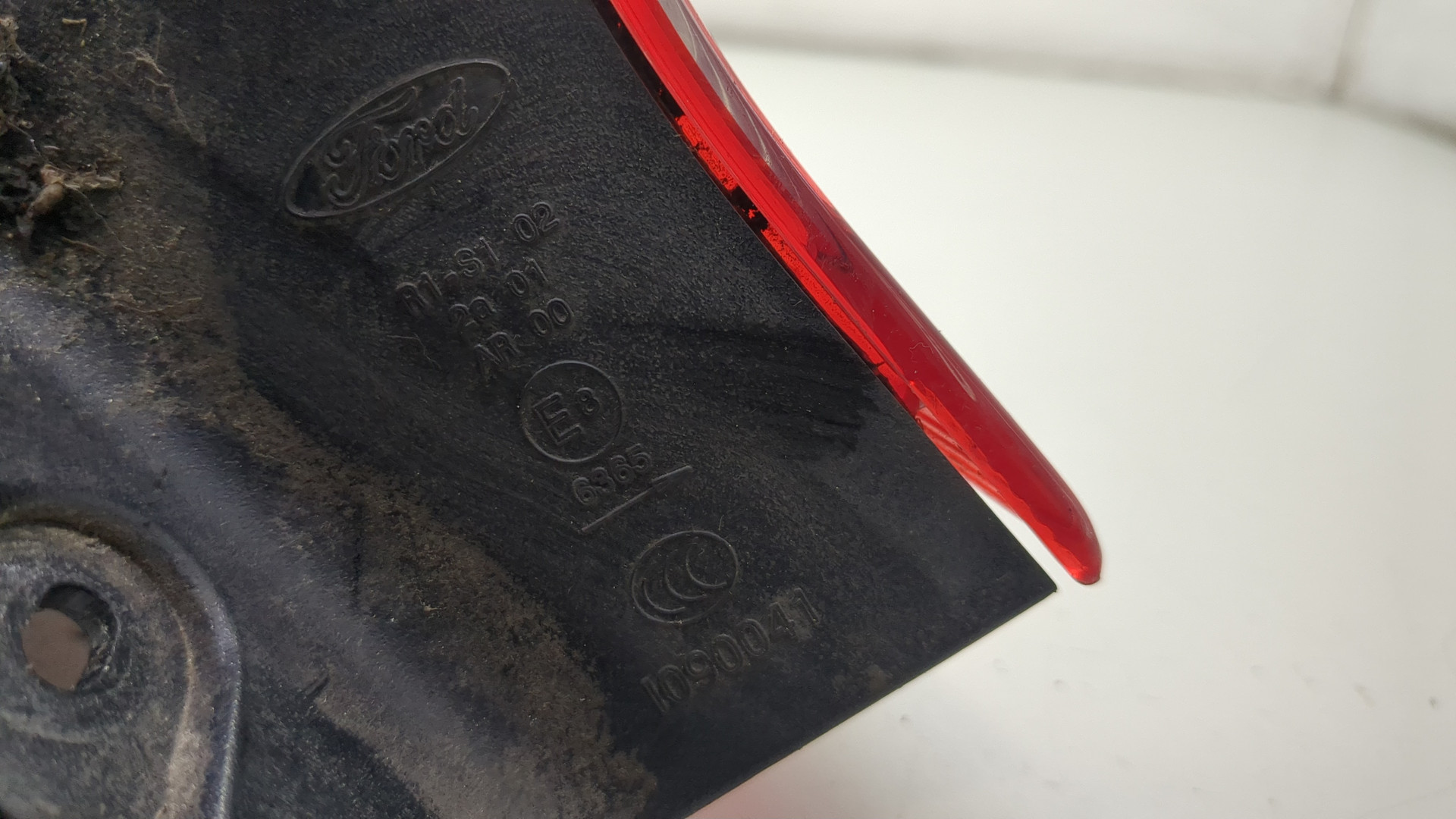 Фонарь задний правый