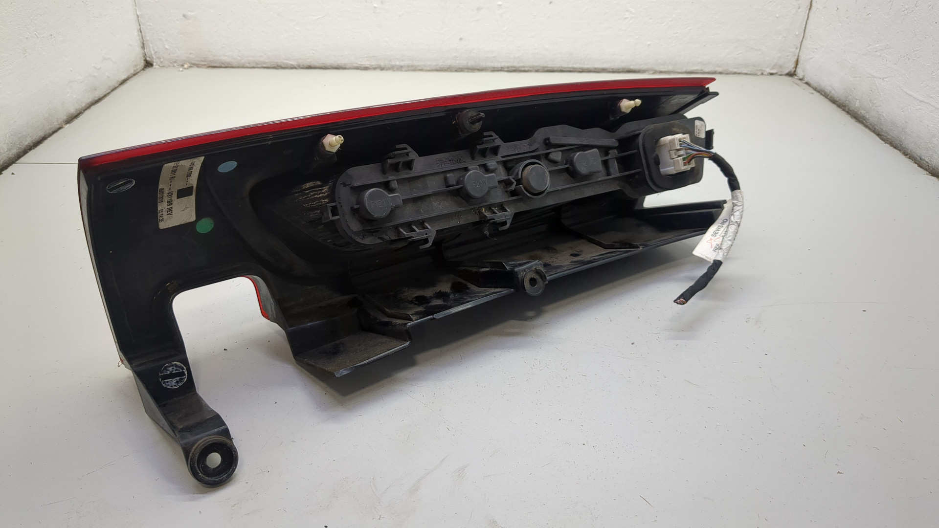 Фонарь задний правый