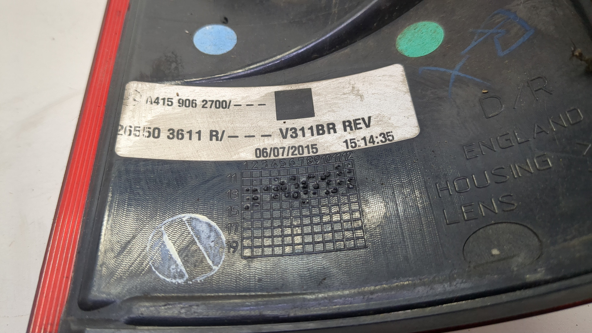 Фонарь задний правый