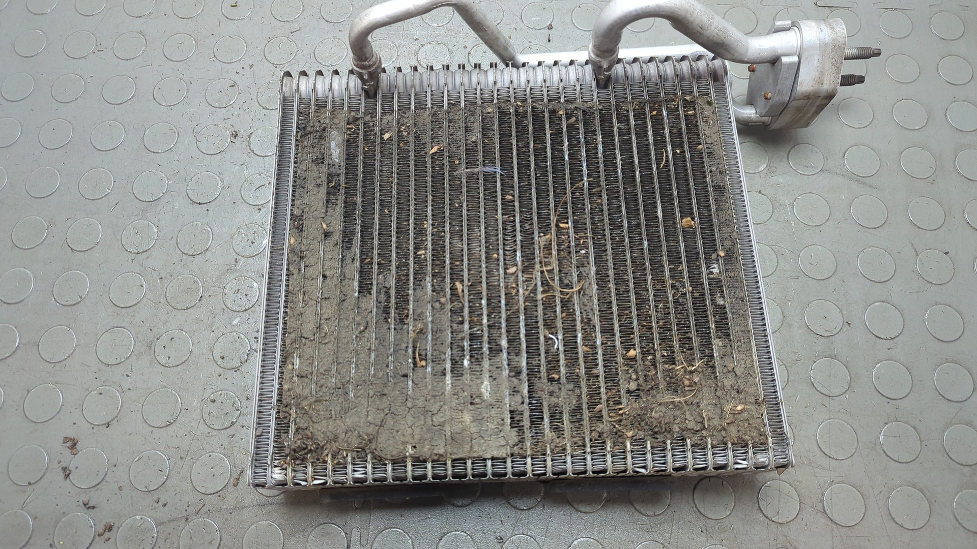 Радиатор кондиционера / конденсер