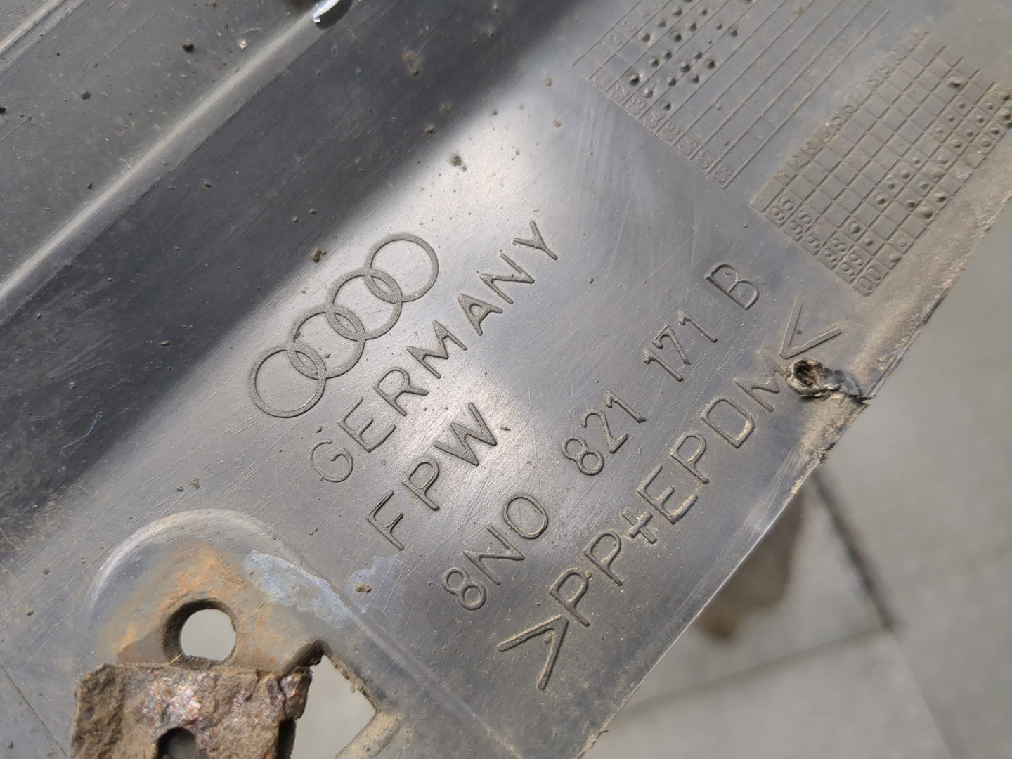 Локер передний левый