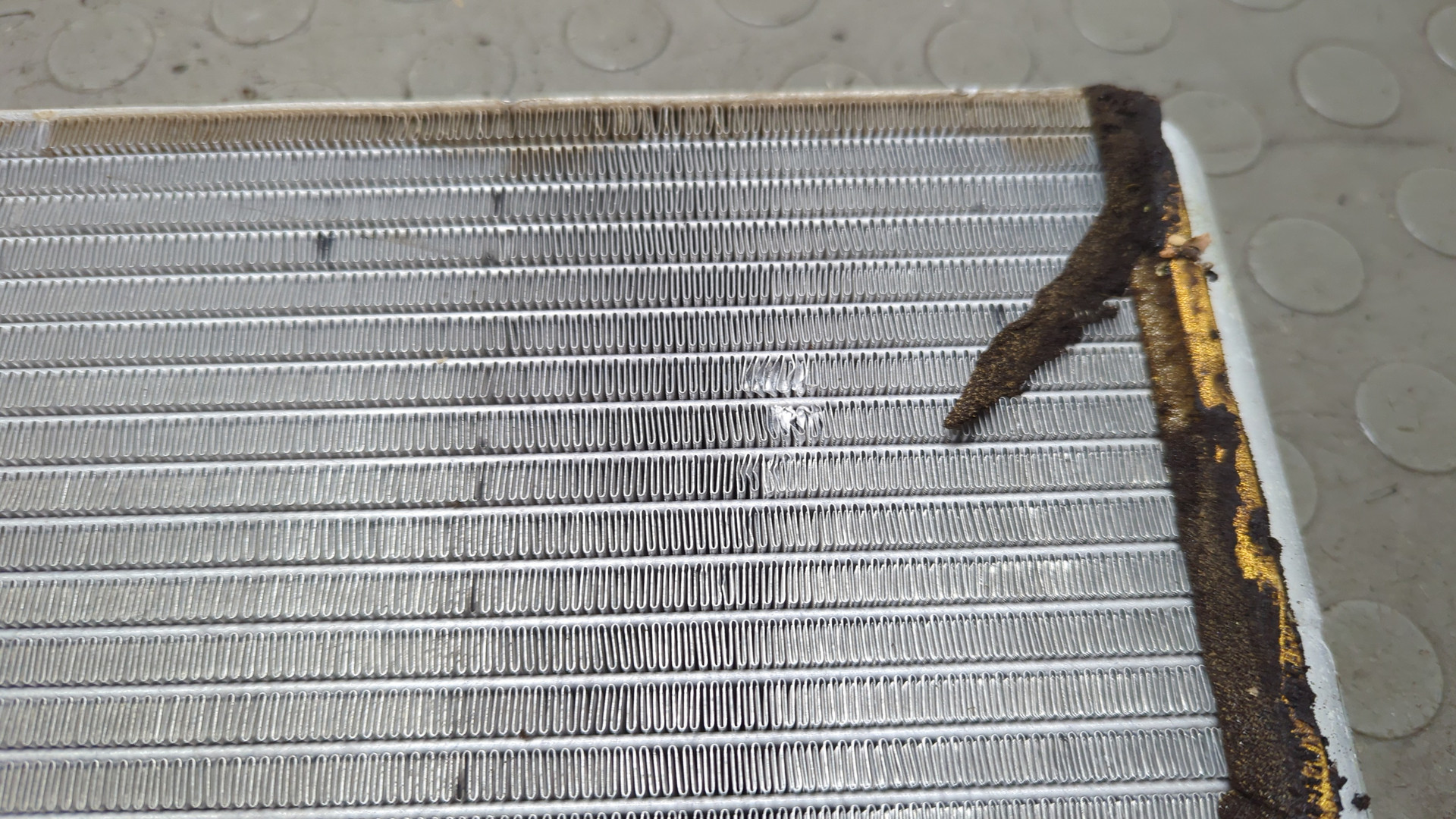 Радиатор отопителя