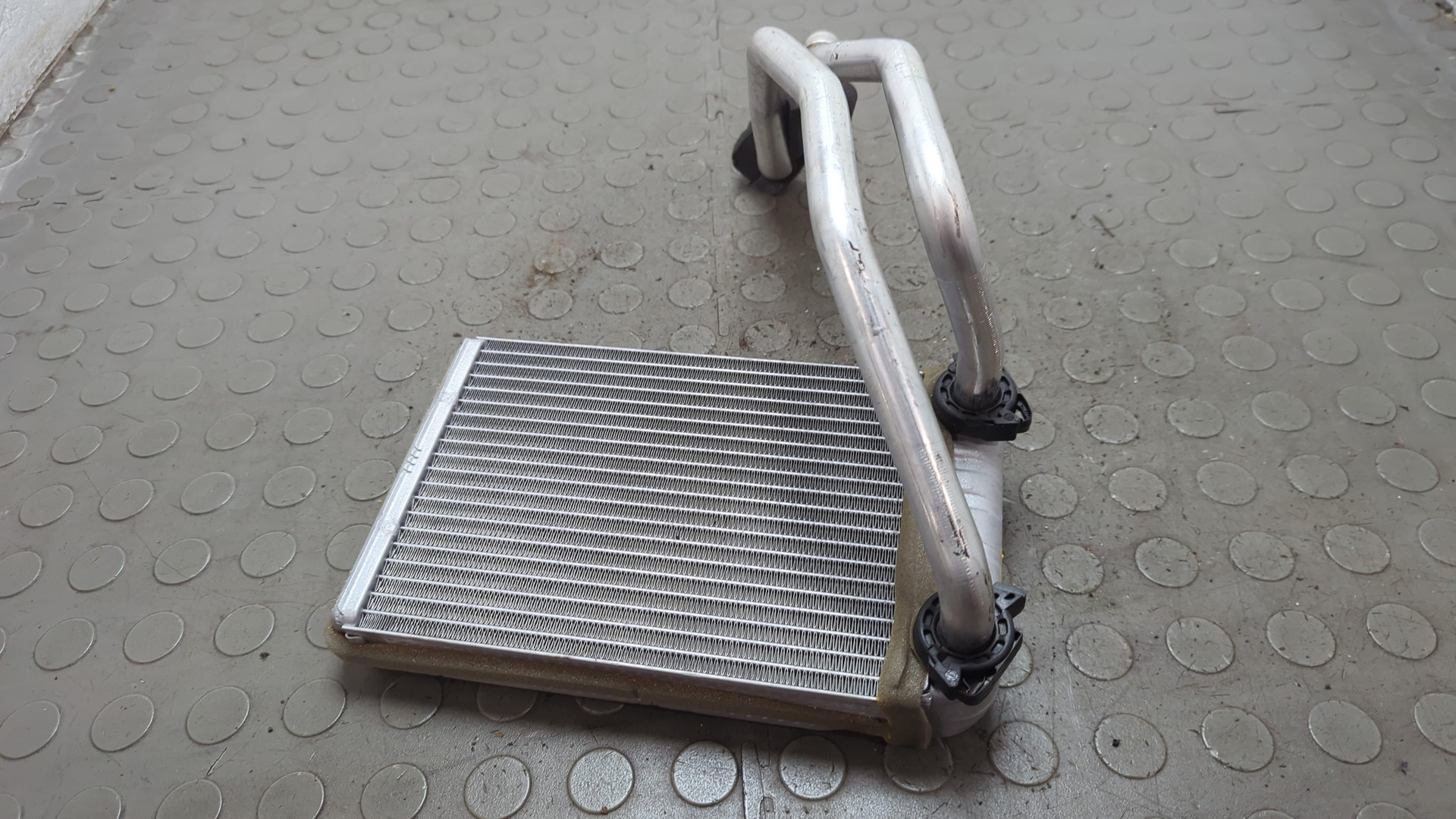 Радиатор отопителя