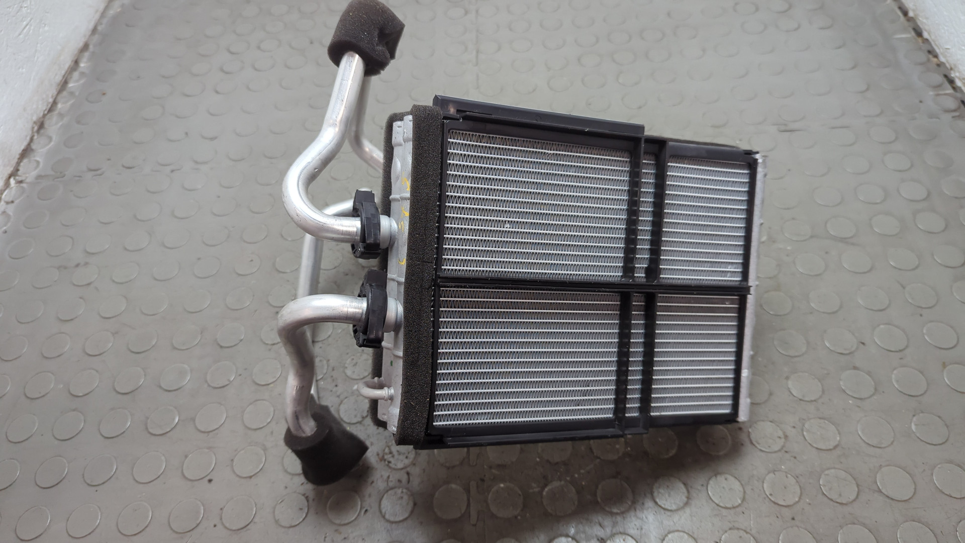 Радиатор отопителя