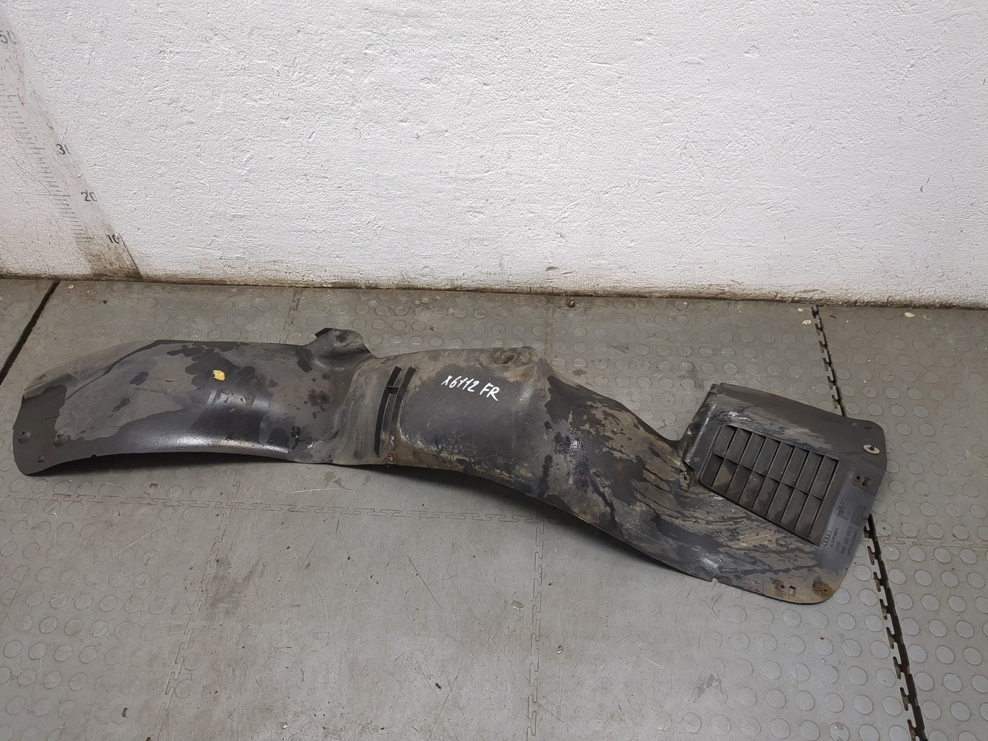 Локер передний правый