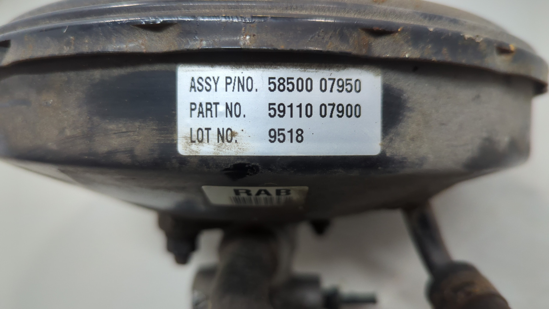 Цилиндр тормозной главный