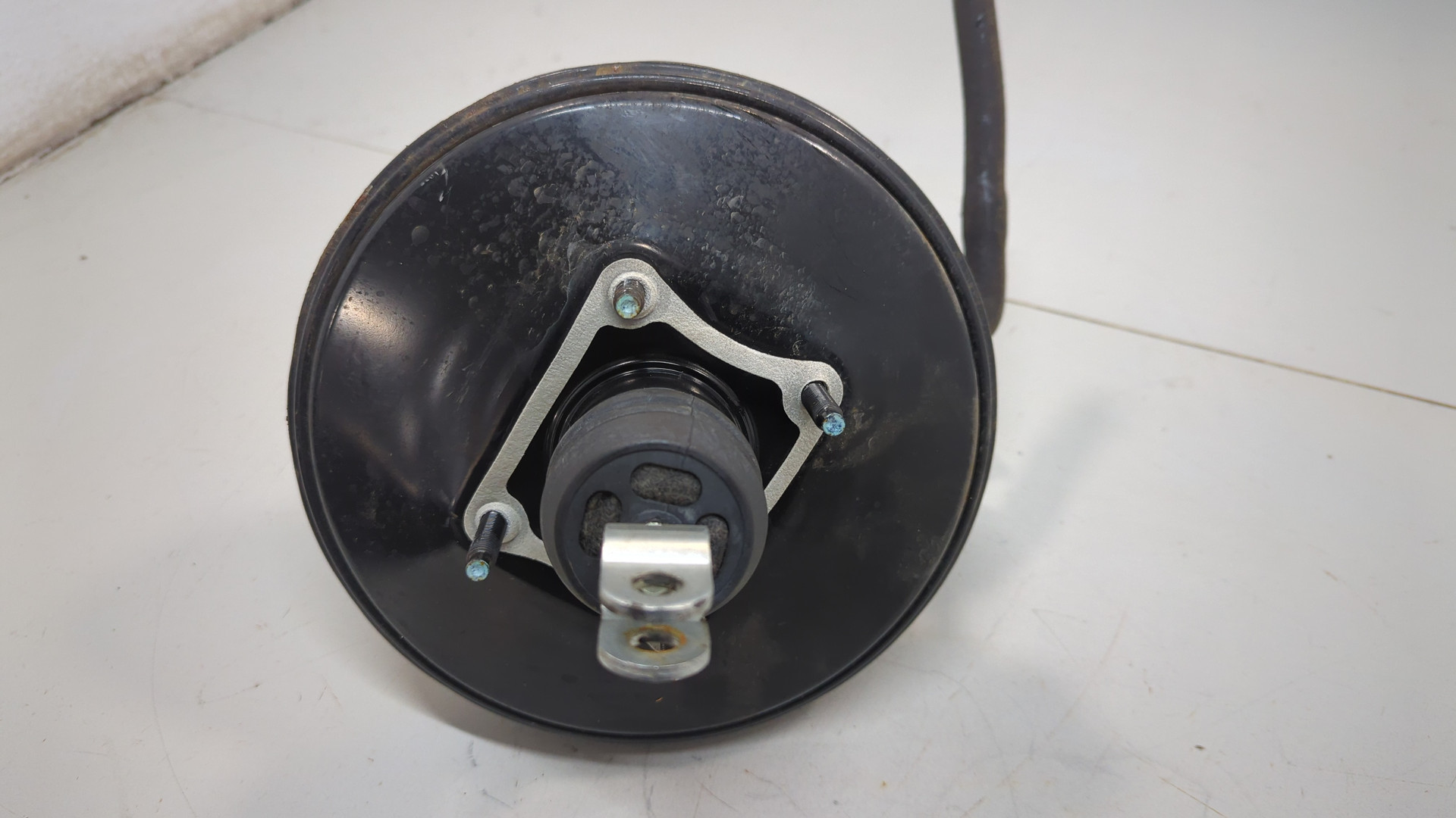 Цилиндр тормозной главный