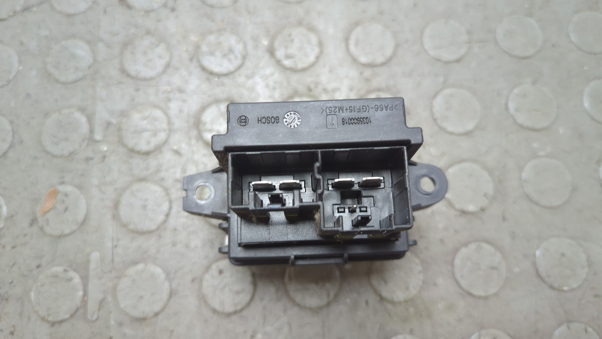 Резистор отопителя