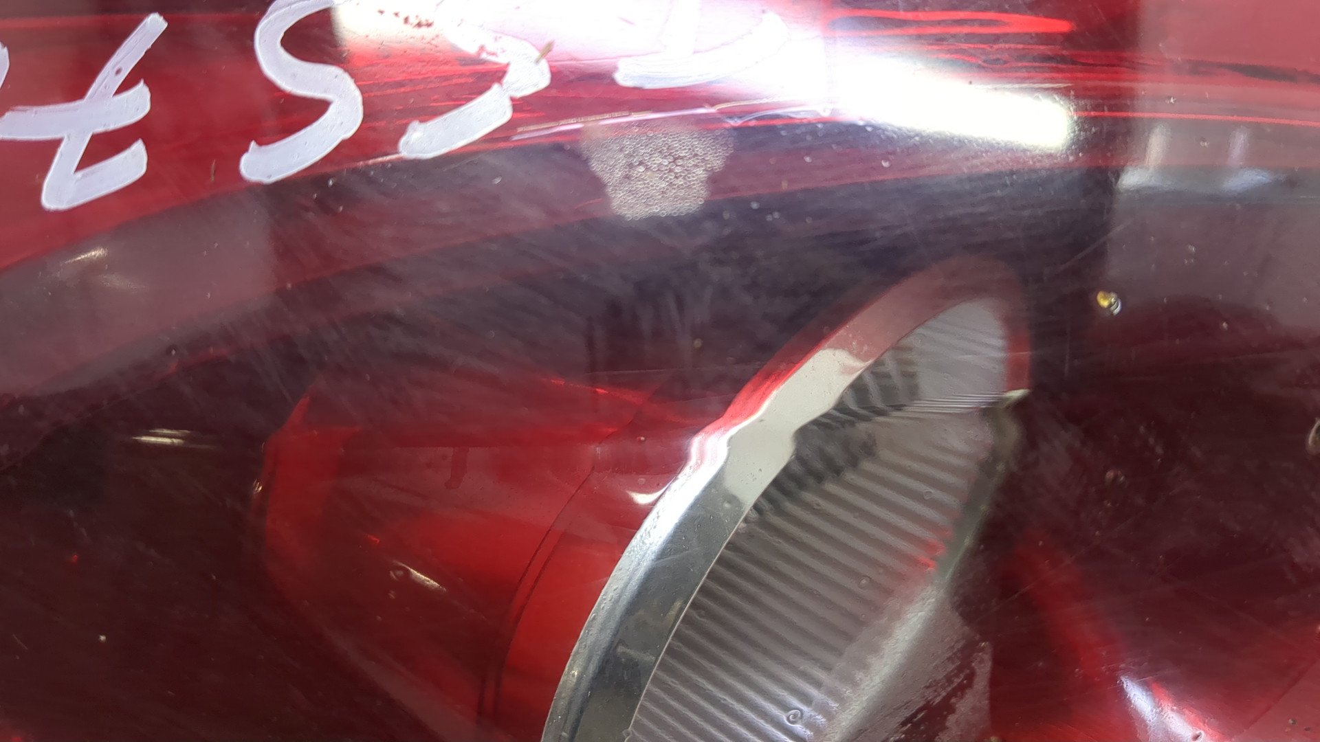 Фонарь задний левый