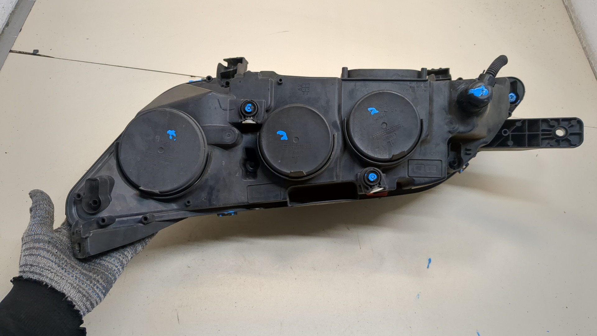 Фара правая