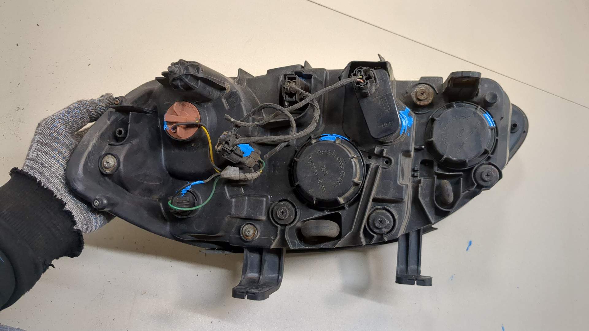 Фара правая