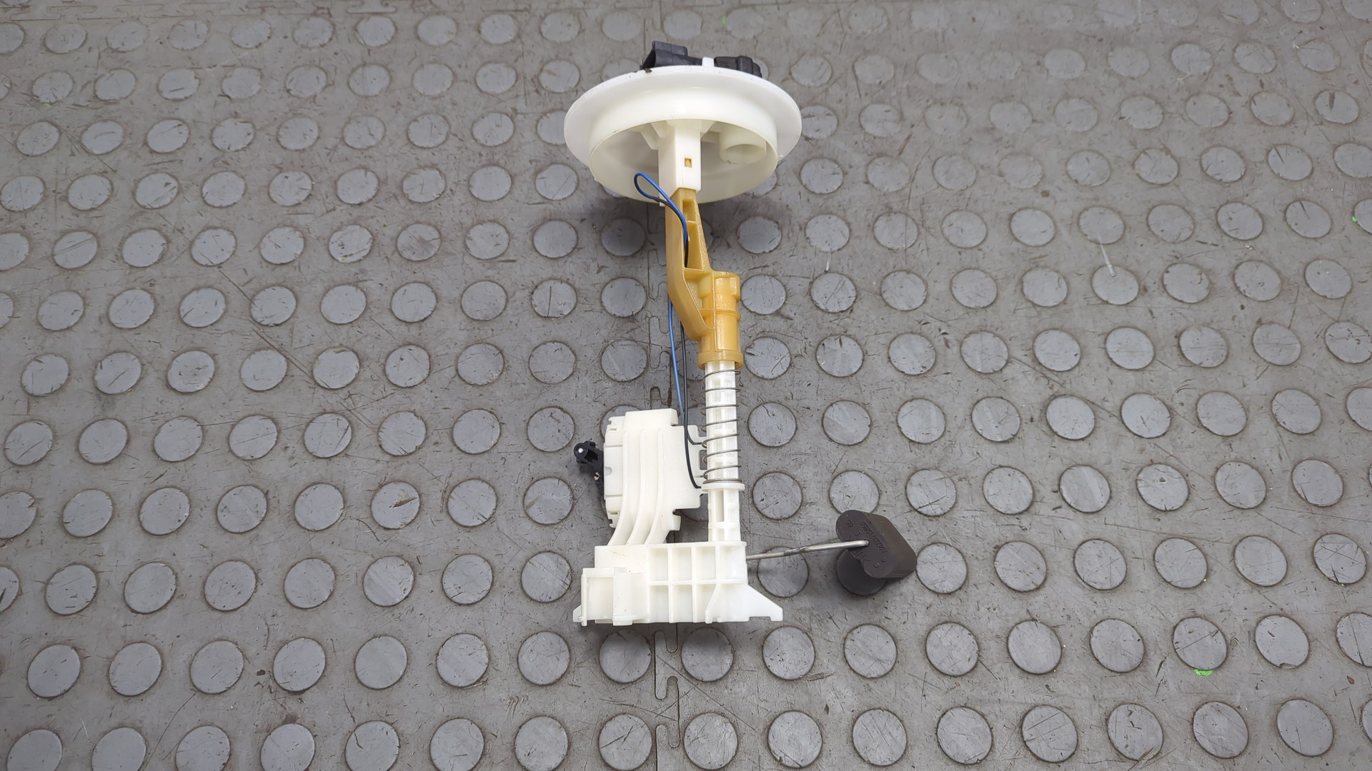 Датчик уровня топлива