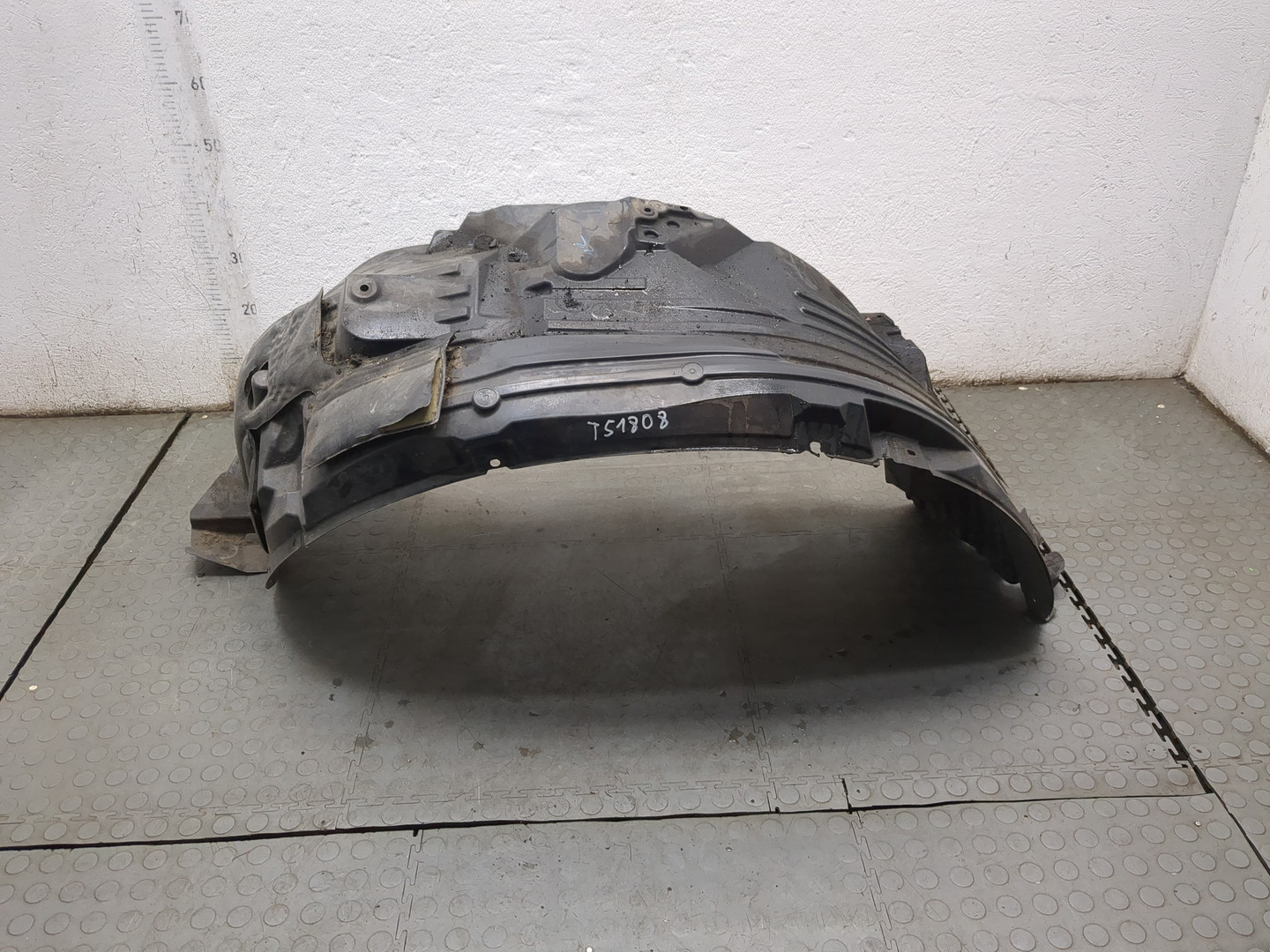 Локер передний правый