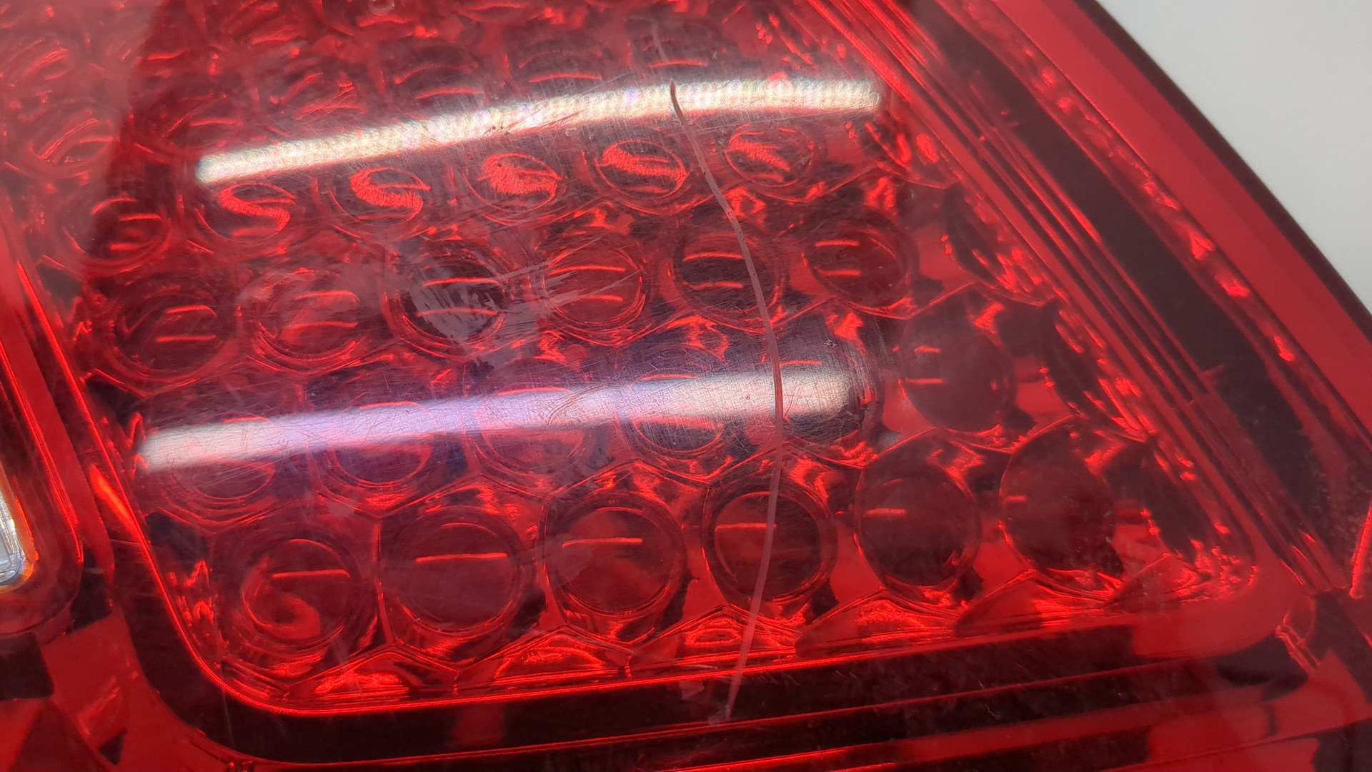 Фонарь задний правый